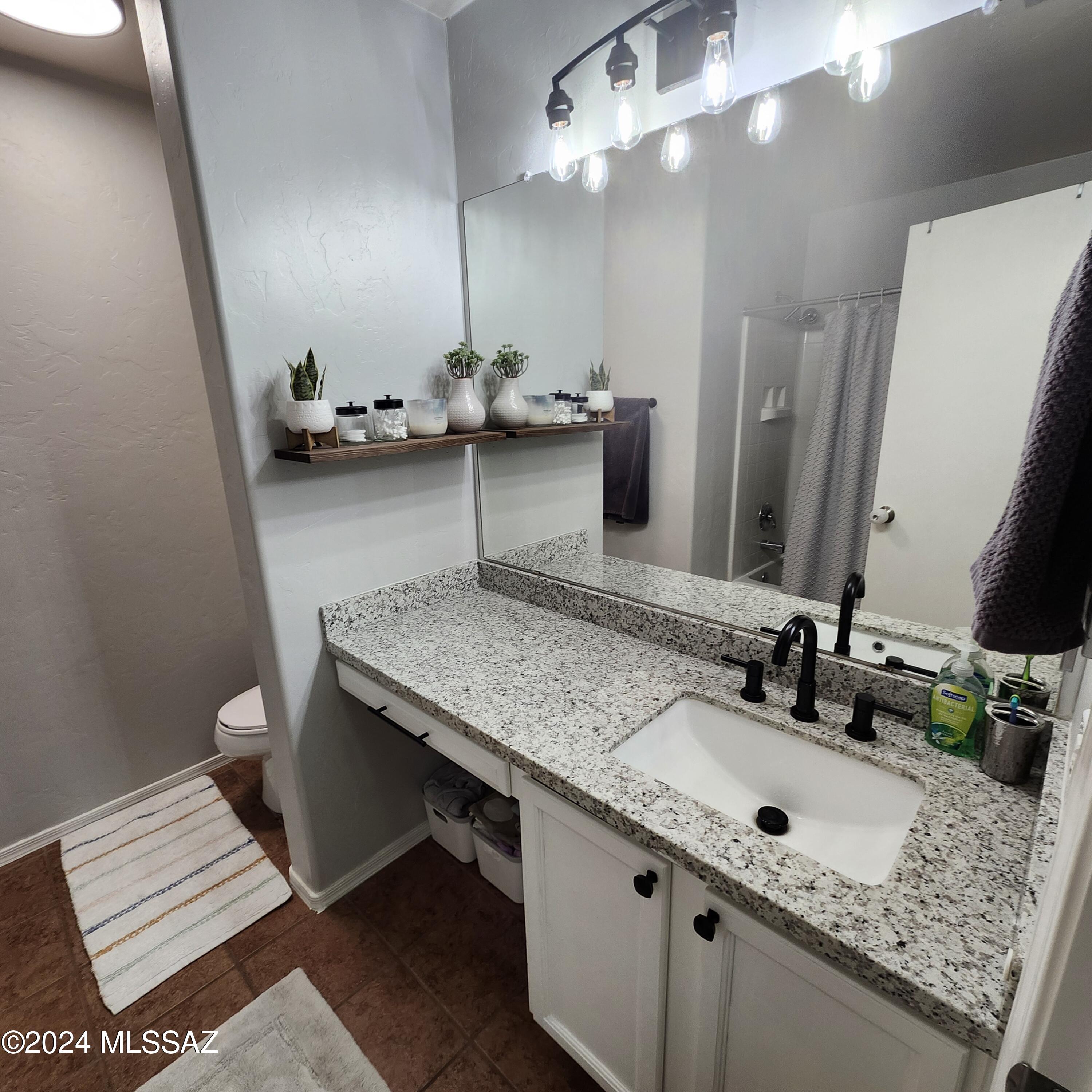 Mesquite Ranch (1-619) - Residential Lease