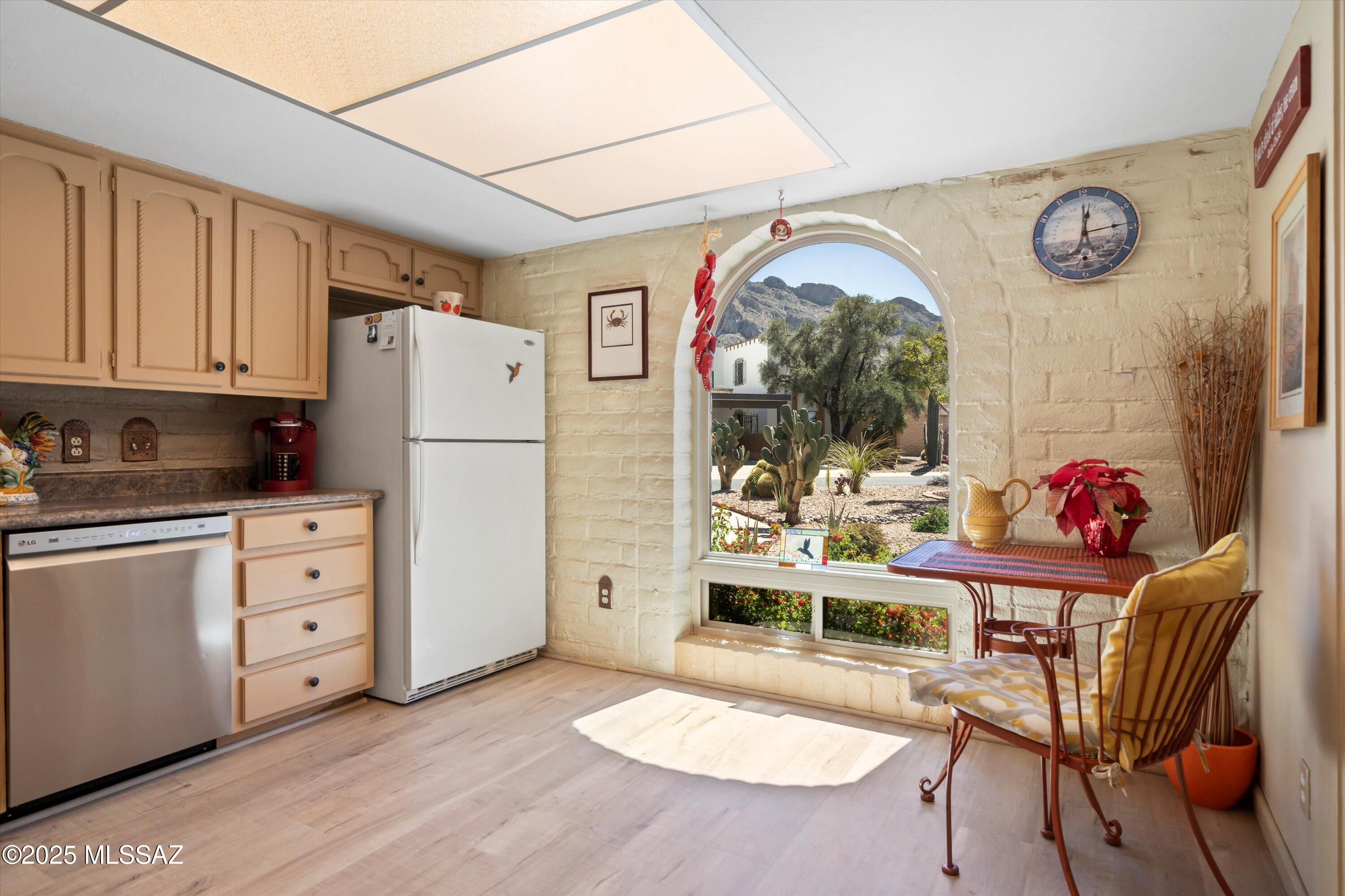 Oro Valley Townhouses (47-52, 58-91) - Residential