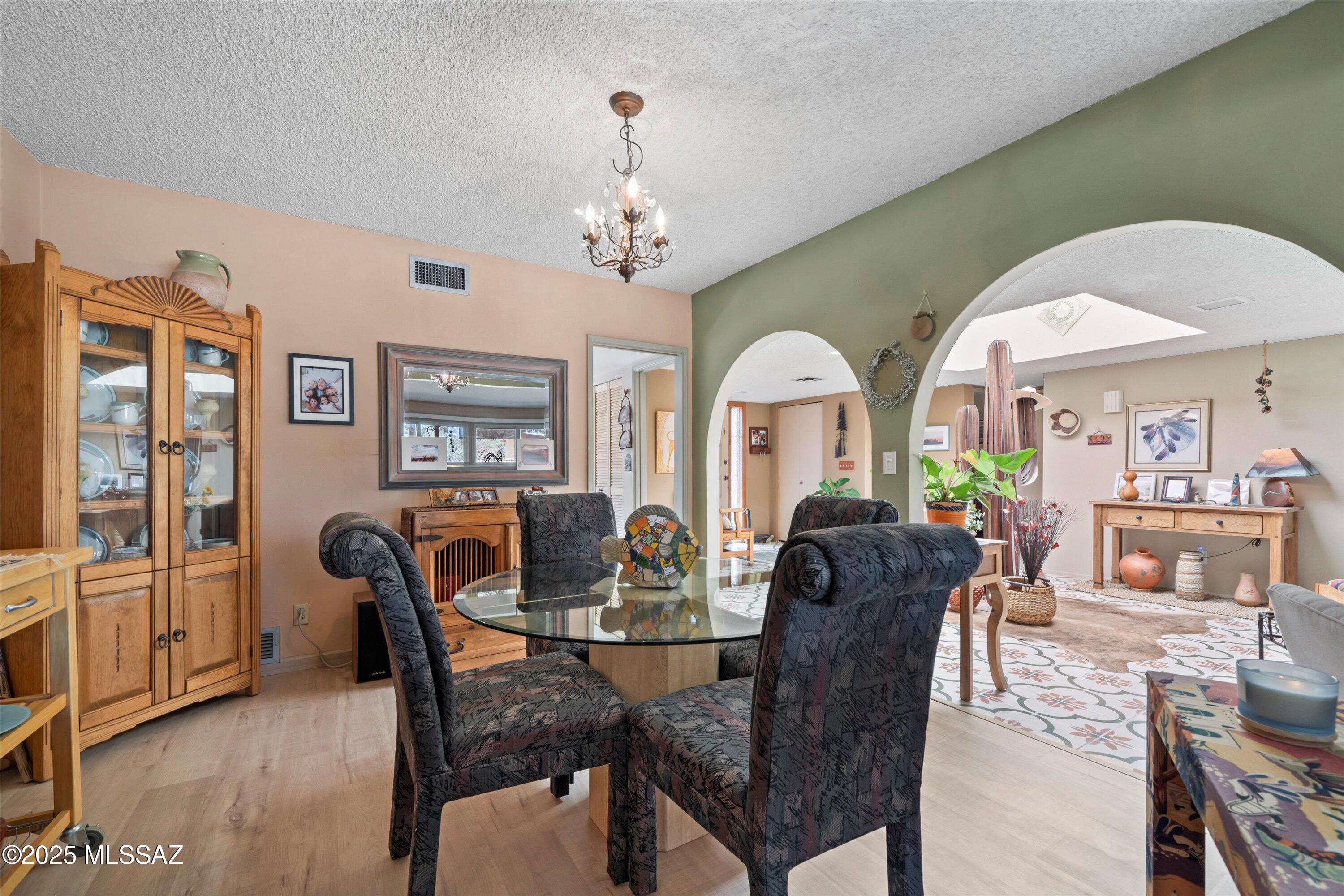 Oro Valley Townhouses (47-52, 58-91) - Residential