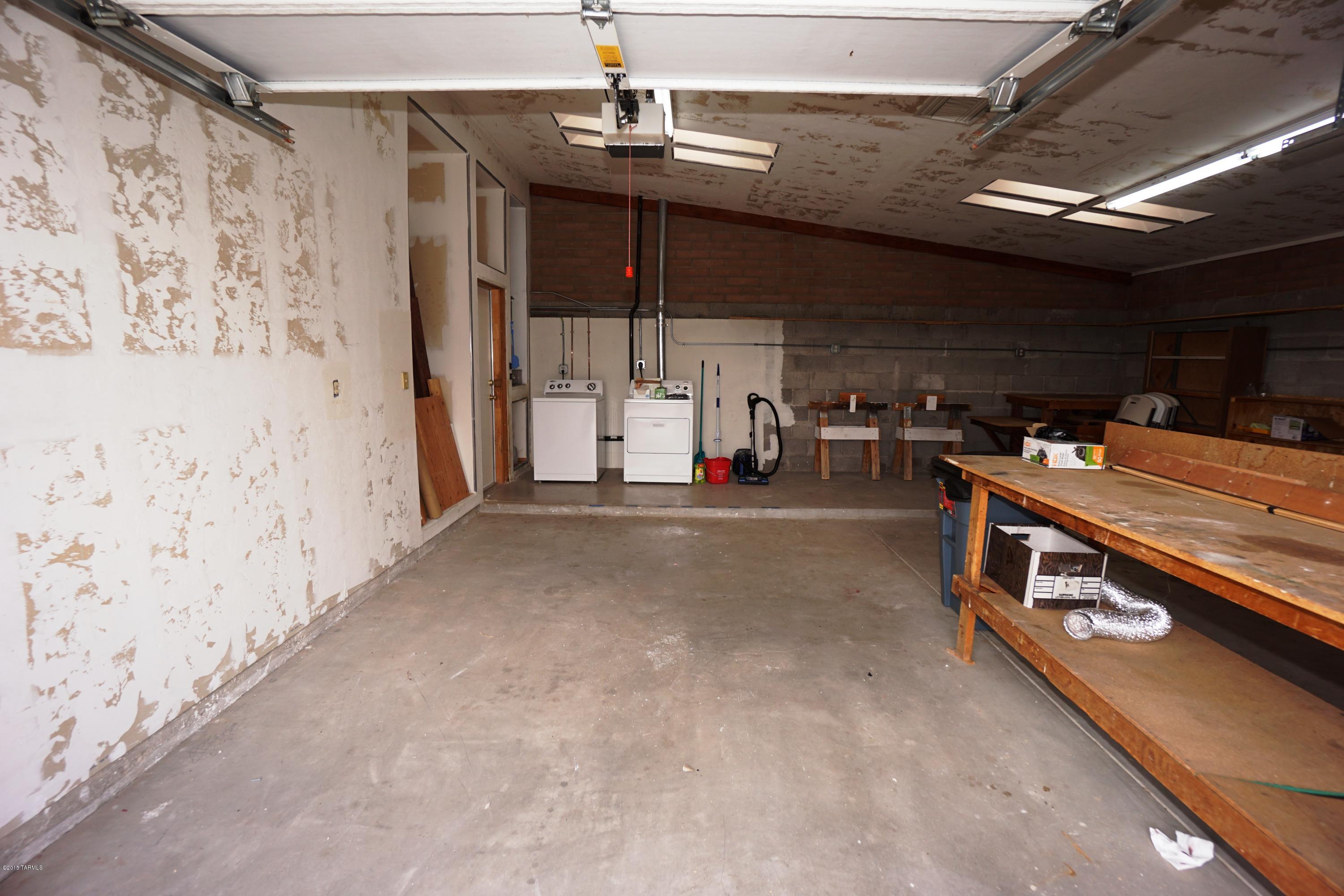 Unsubdivided - Residential Lease