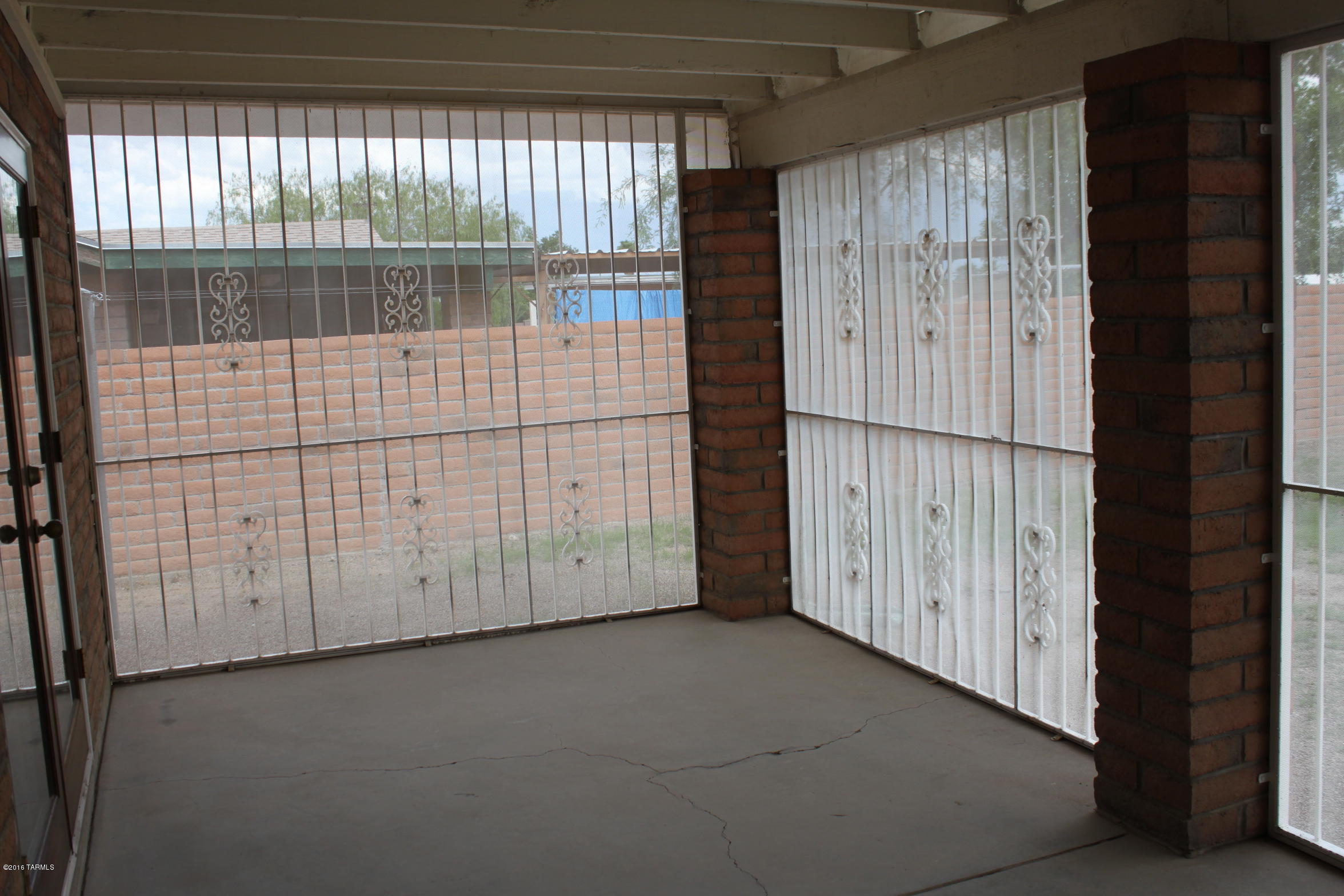 Westview(1-142) - Residential Lease