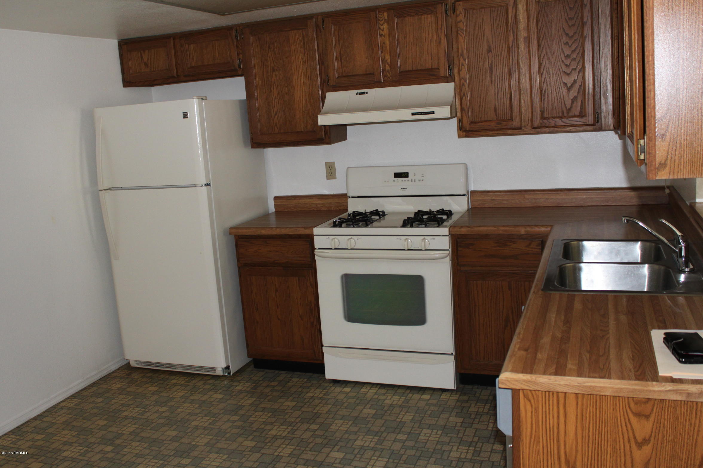 Westview(1-142) - Residential Lease