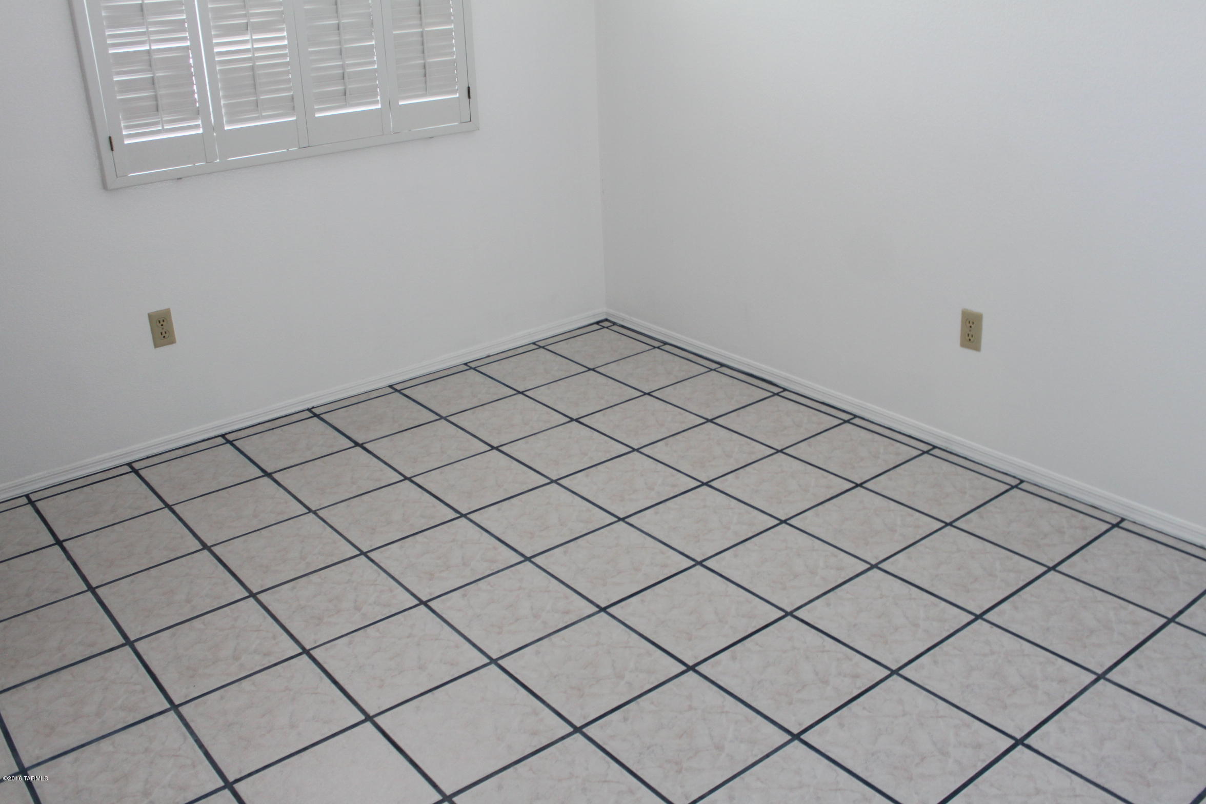 Westview(1-142) - Residential Lease