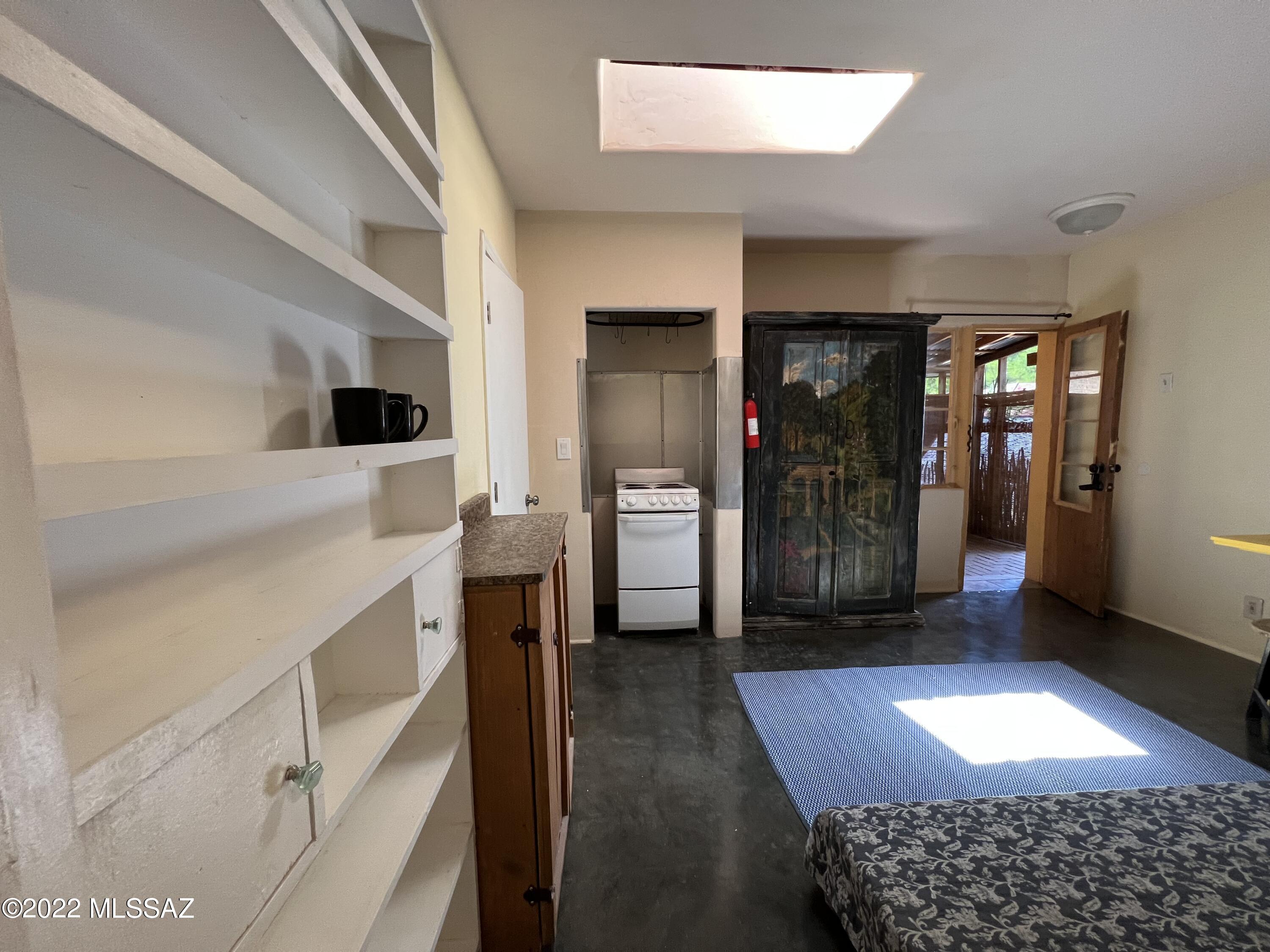La Mirada (1-8) - Residential Lease