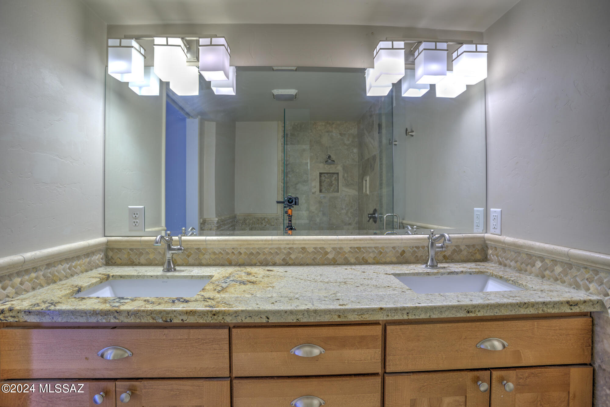 Bear Canyon Hills - Residential