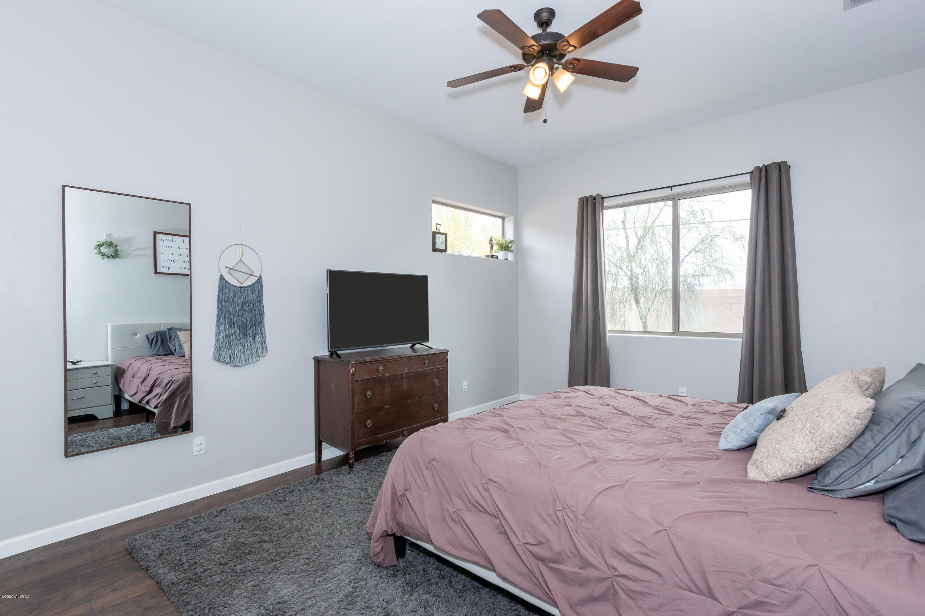 Sierra Crest (1-146) - Residential