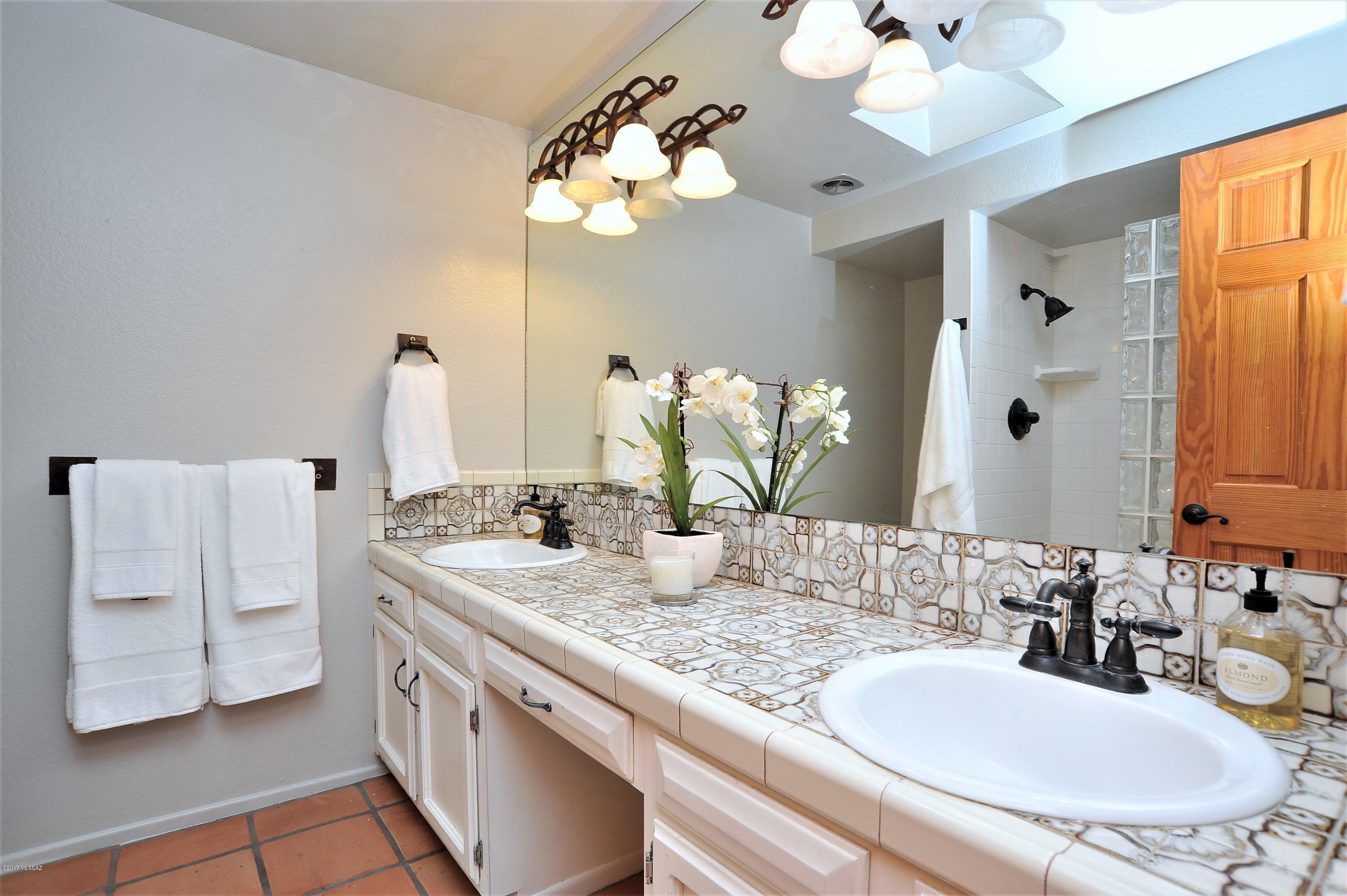 Catalina Foothills Estates NO. 5 - Residential