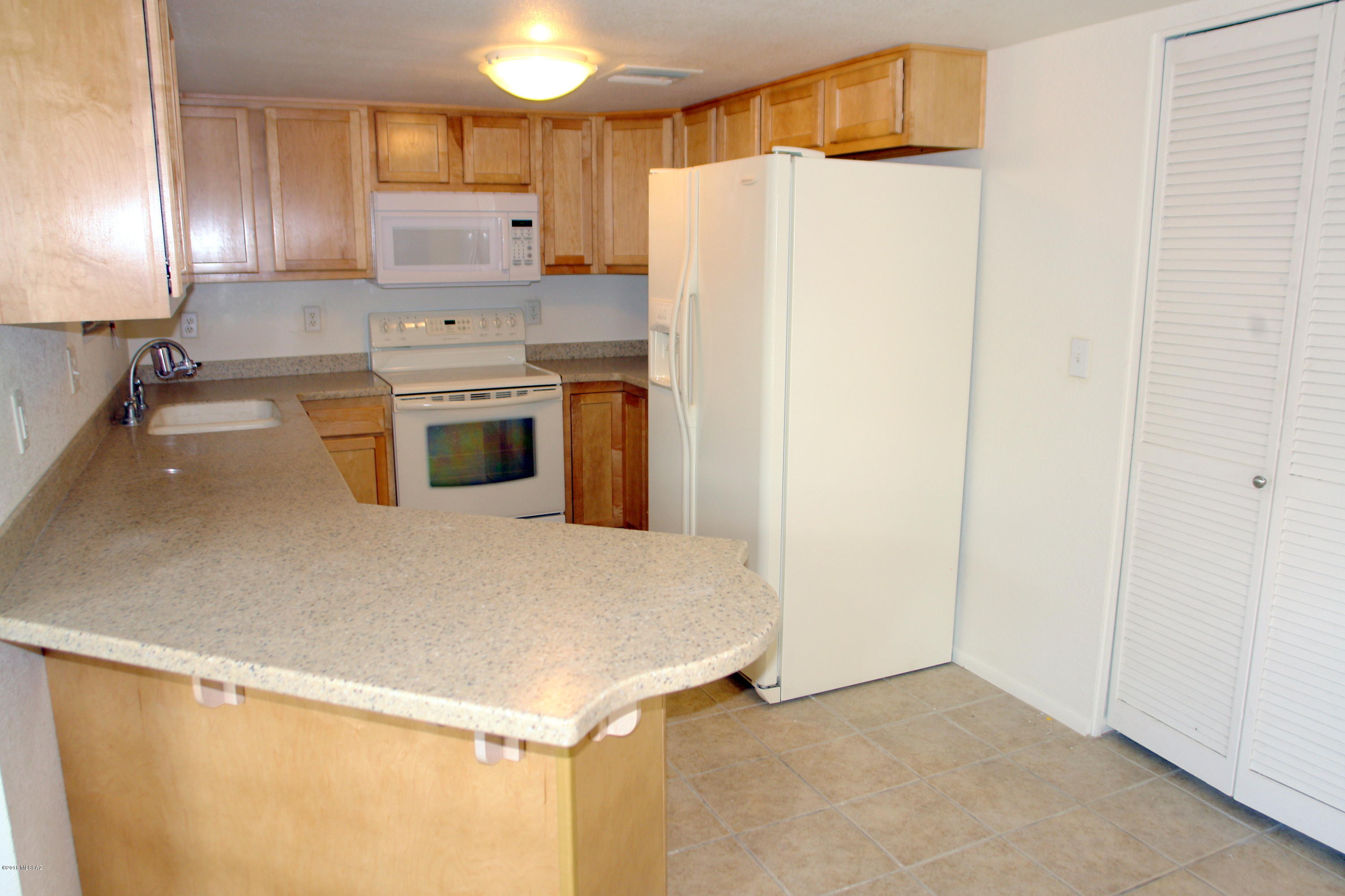 Ventana Vista Condominiums - Residential