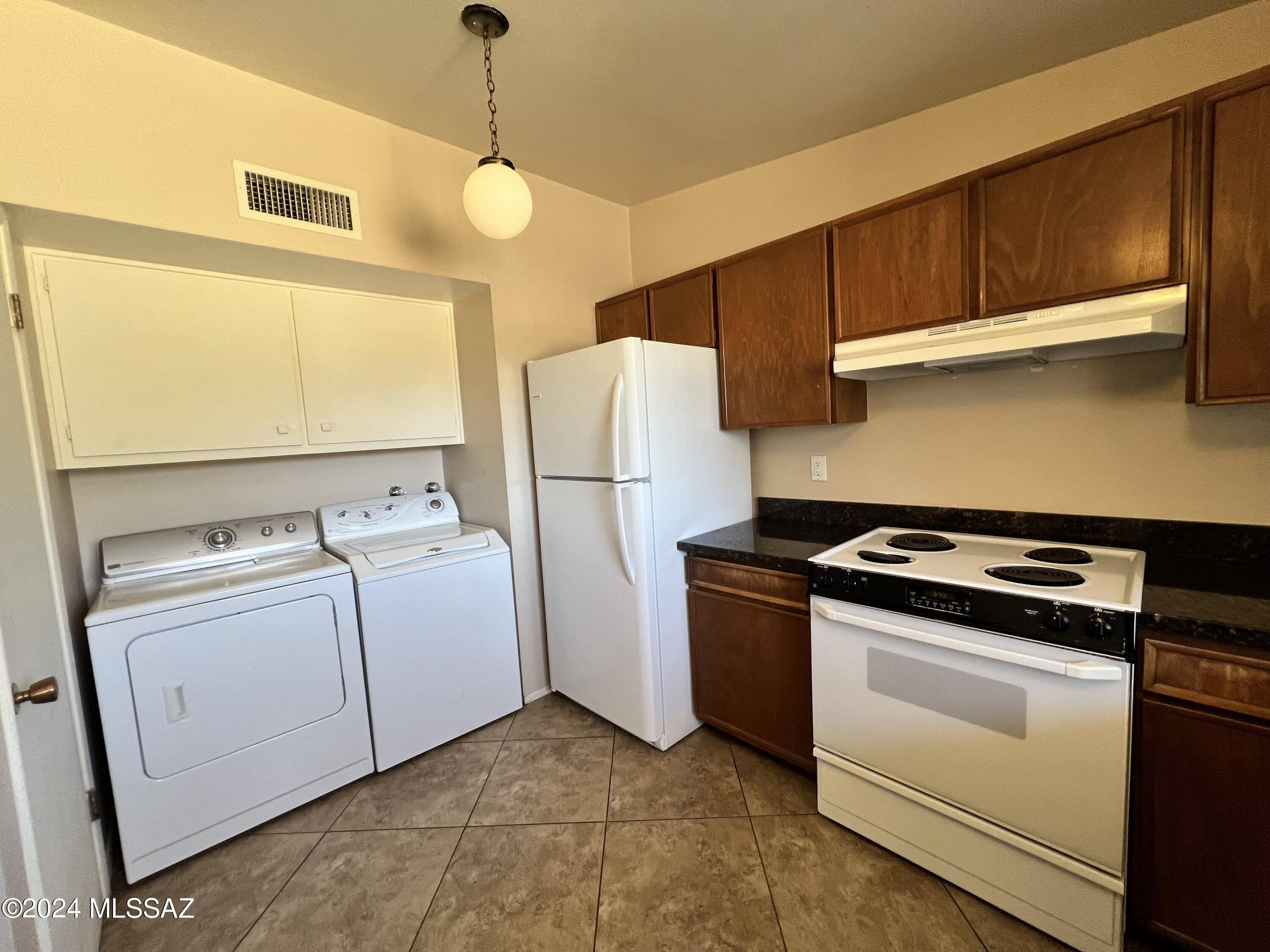 Sunset Manor(1-92) - Residential