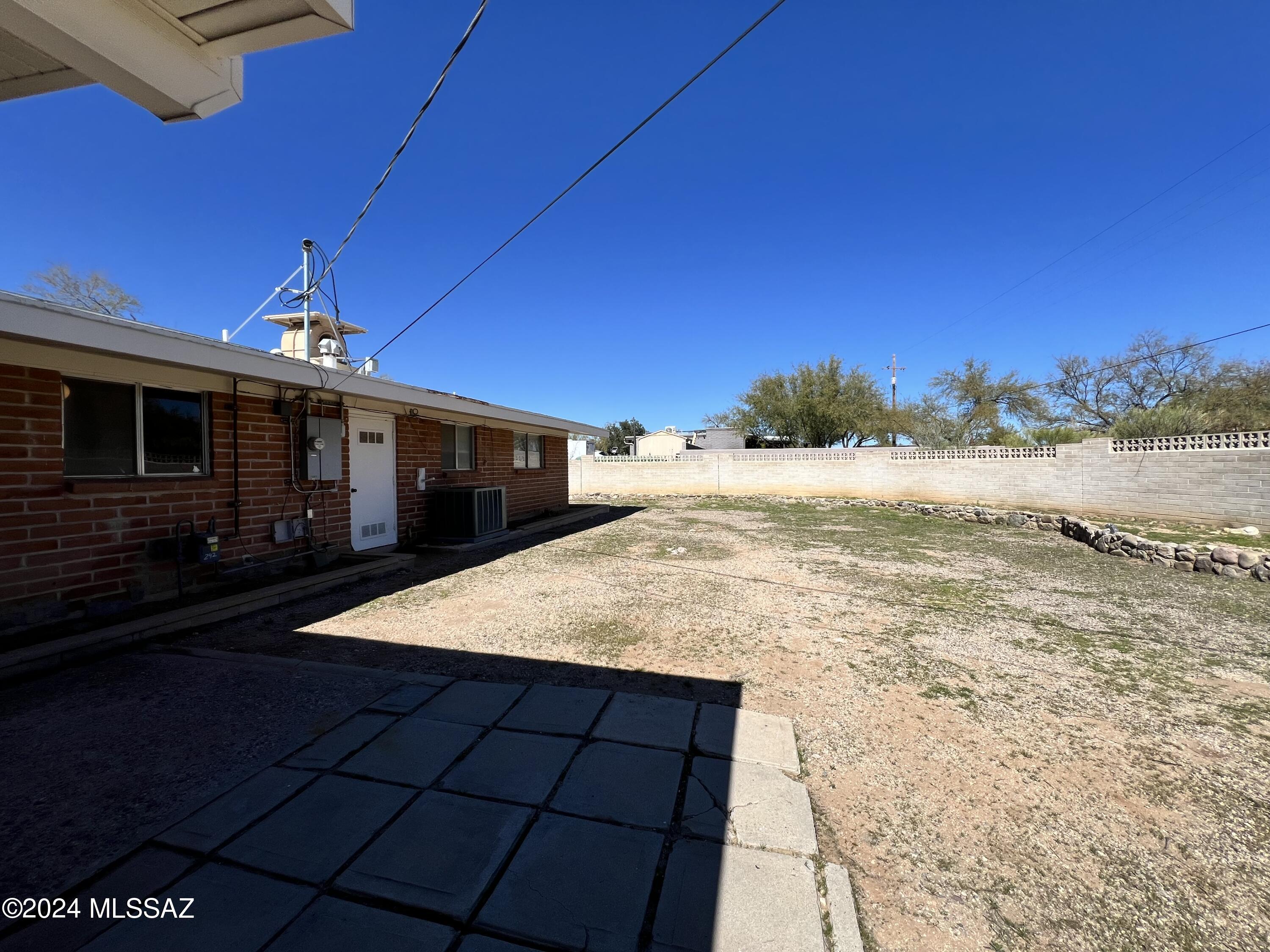 Sunset Manor(1-92) - Residential