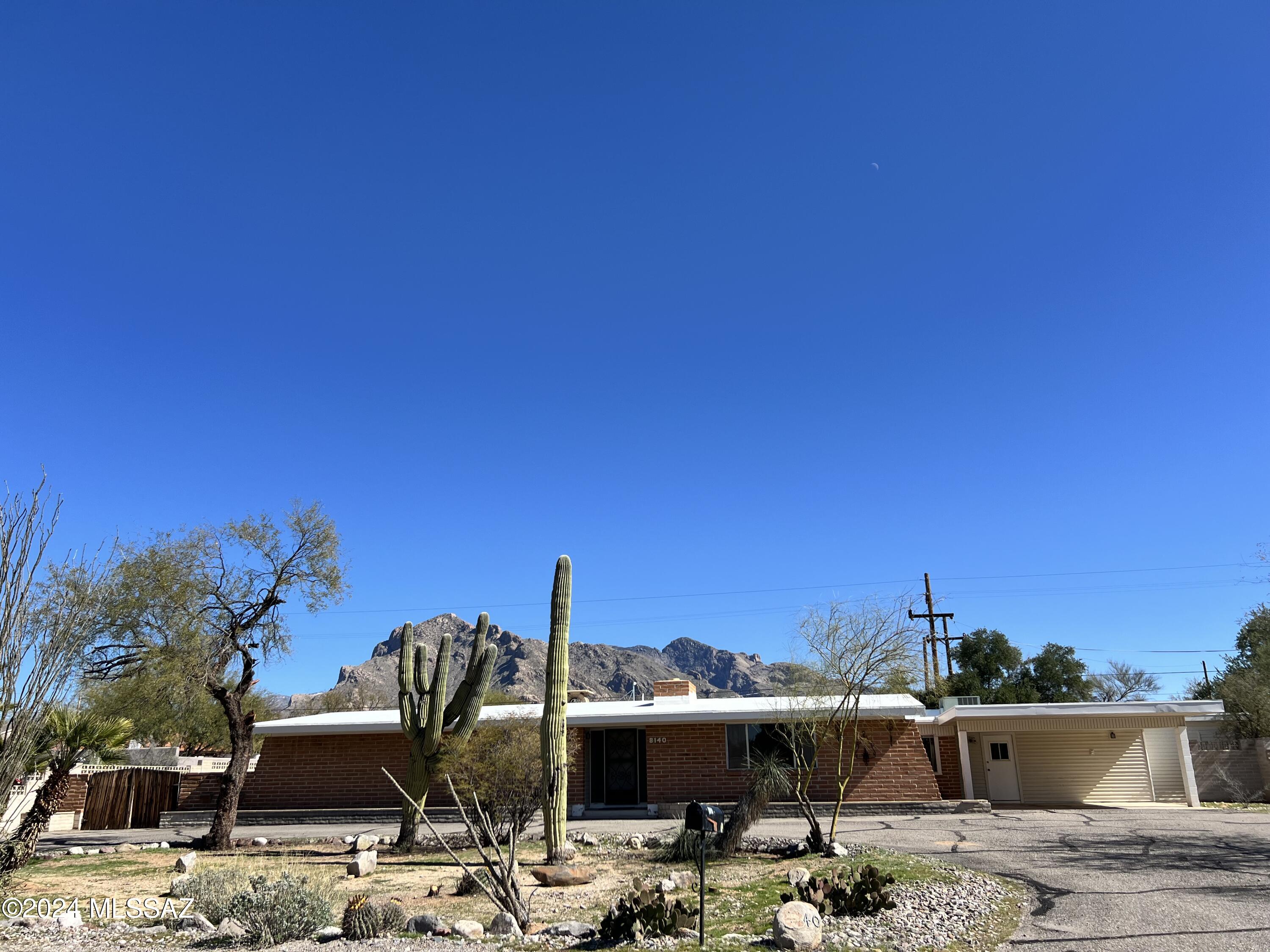 Spacious 3 bedroom/2 bath home with huge back yard with beautiful mountain views. This property is being sold ''AS IS''. All bedrooms offer walk-in closets, Living room w/beautiful brick fireplace. Spacious family room off kitchen, offers room to expand the kitchen, Arizona room, and huge bonus room. Spacious lot and bonus storage make this a extra special place.
PLEASE SUBMIT HIGHEST AND BEST OFFER. SELLER WILL RESPOND TO ALL OFFERS SATURDAY, FEBRUARY 17TH BY 5PM.
