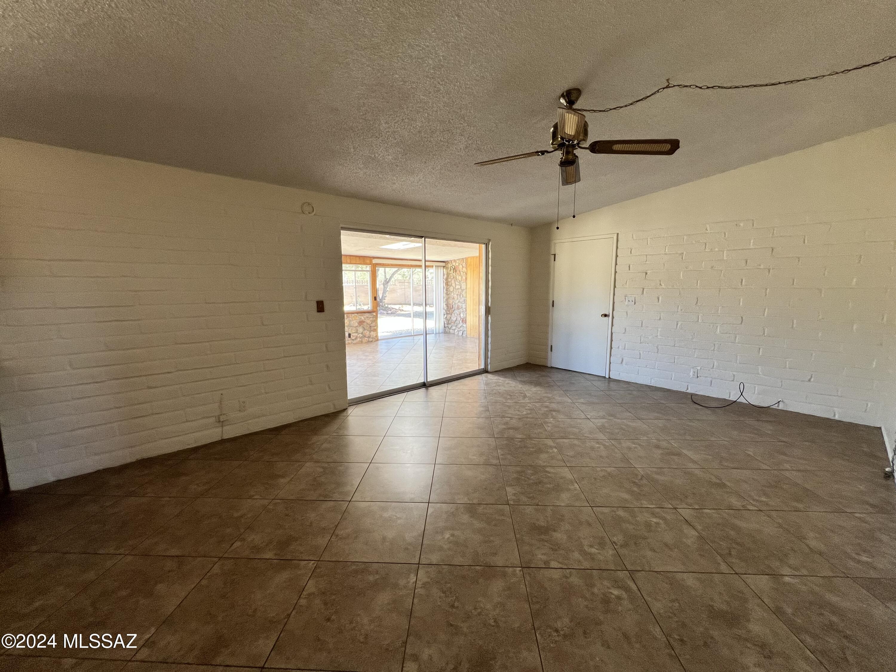 Sunset Manor(1-92) - Residential