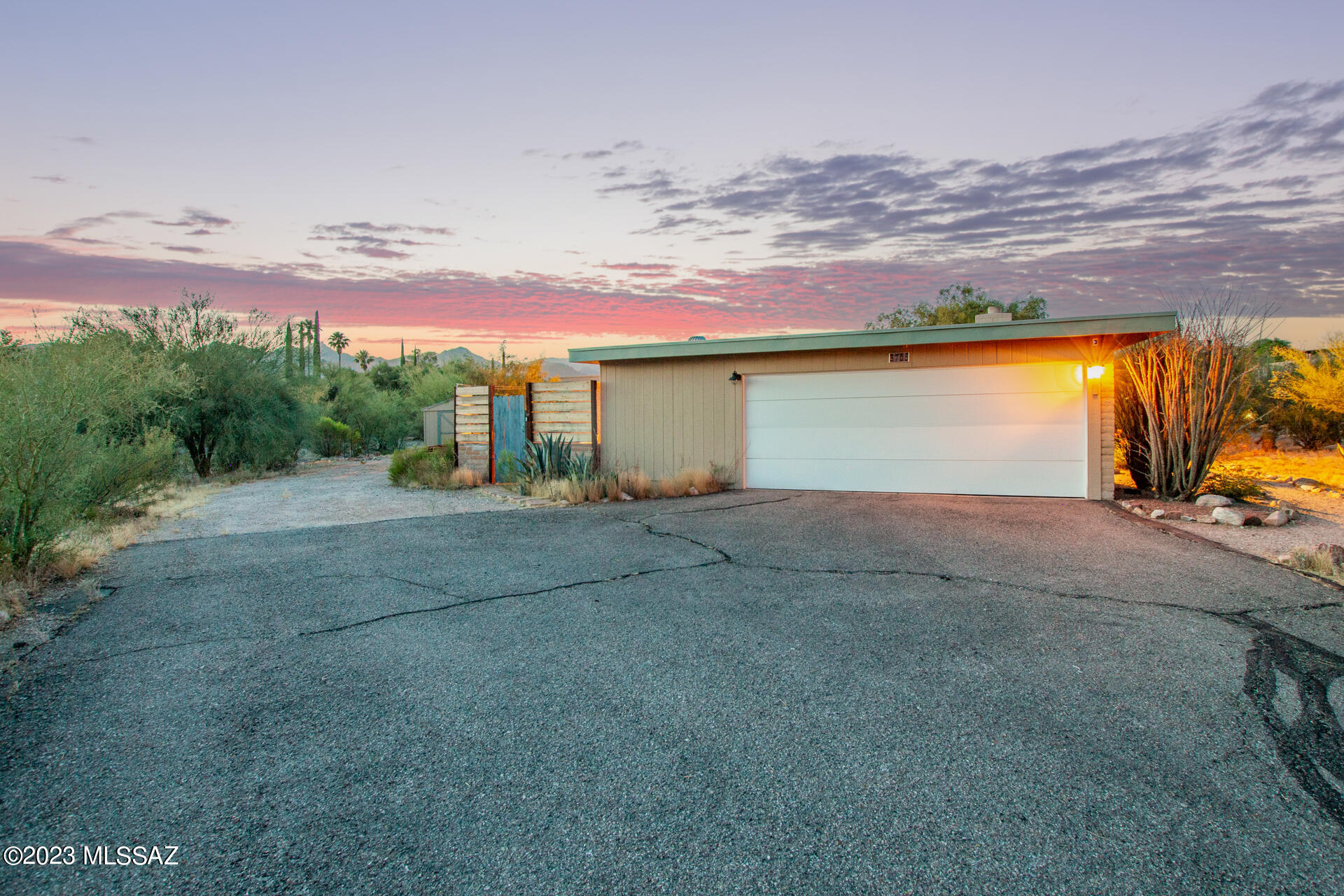Rinconada Hills  (1-115) - Residential