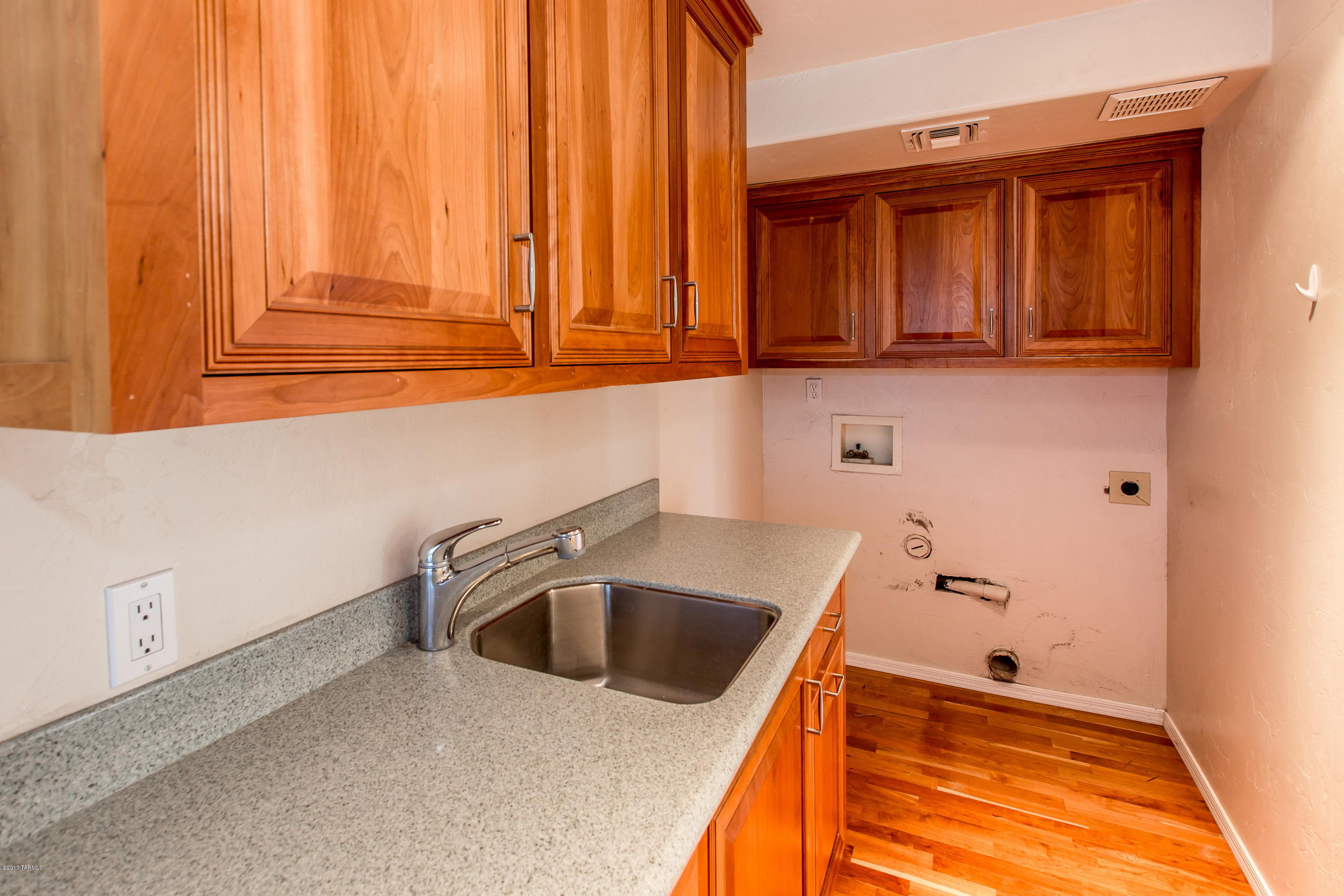 Monte Del Oro (1-187) - Residential