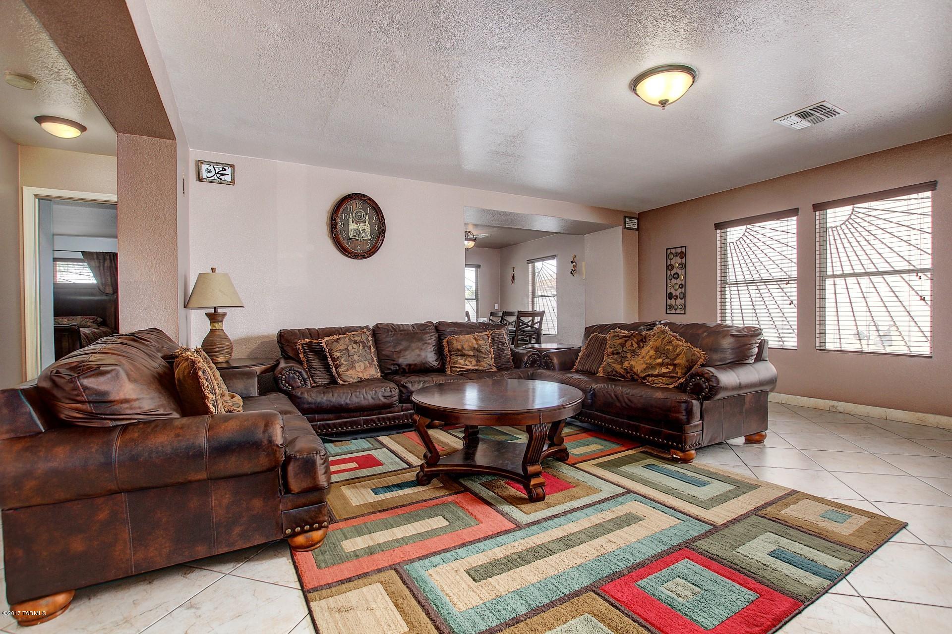 Pantano Heights (1-123) - Residential