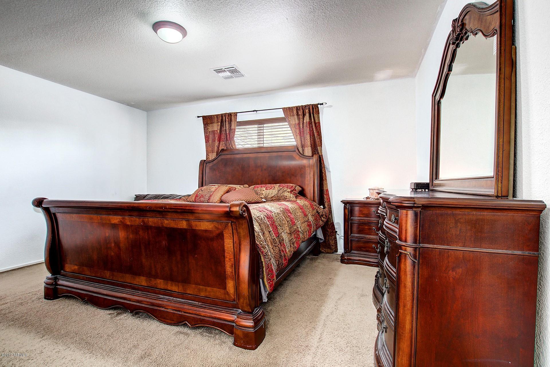 Pantano Heights (1-123) - Residential