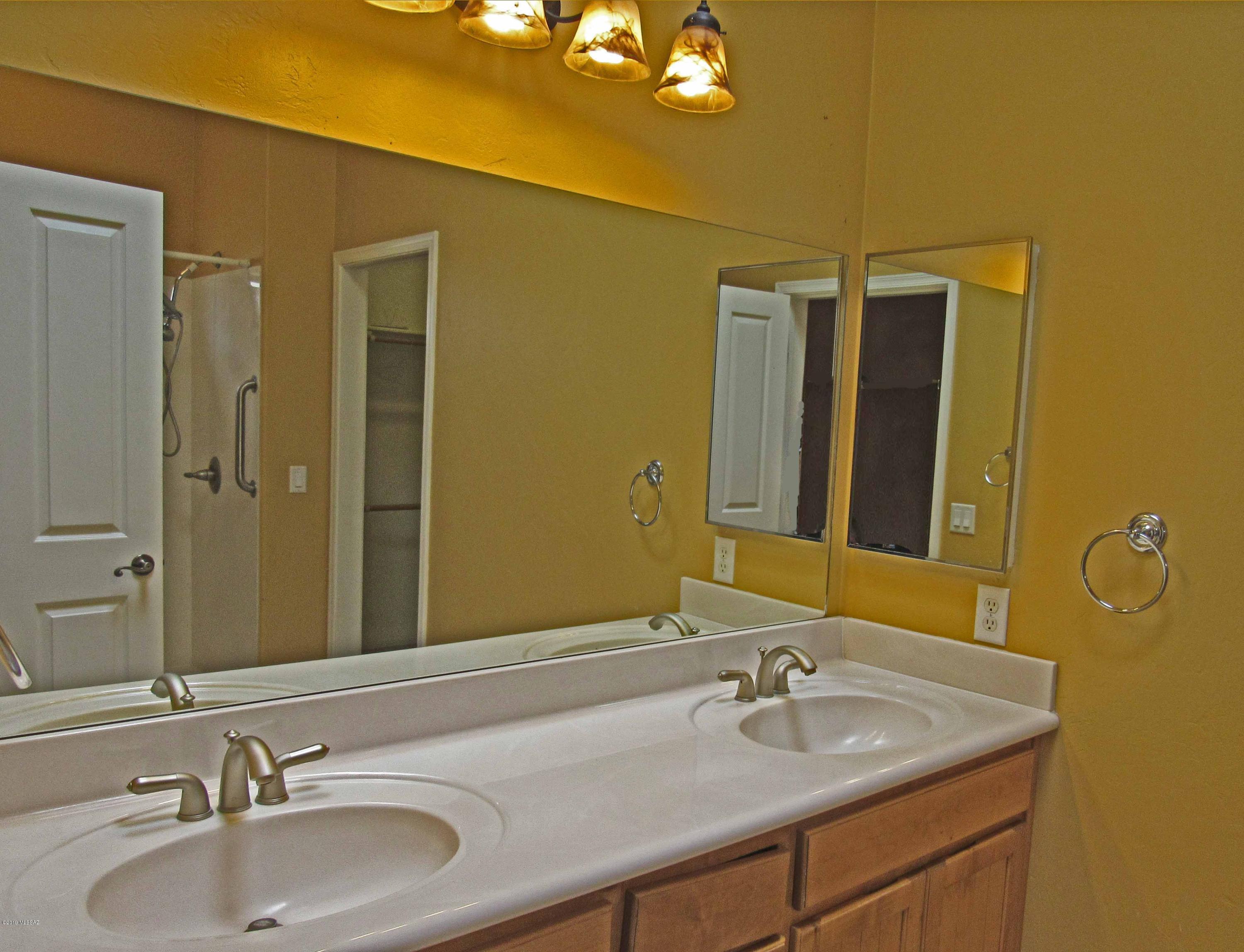 Colonia De Los Alamos - Desert Creek - Residential