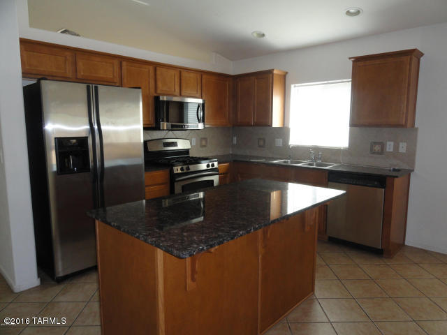 Wonderful 4 bedroom in Kinney Village. Great home with lots of space and a big back yard. Tucson Mountain views!