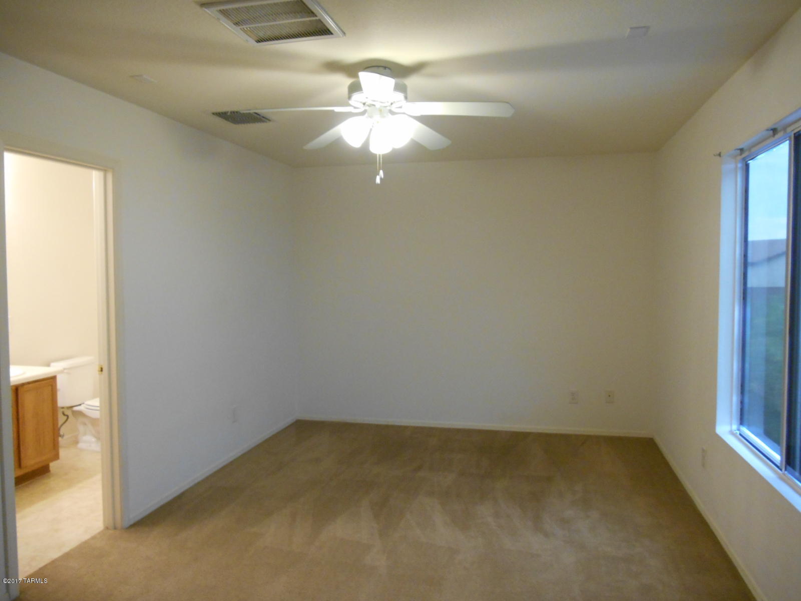 Tierra Vista Phase I (99-285,299-309,372-383) - Residential Lease