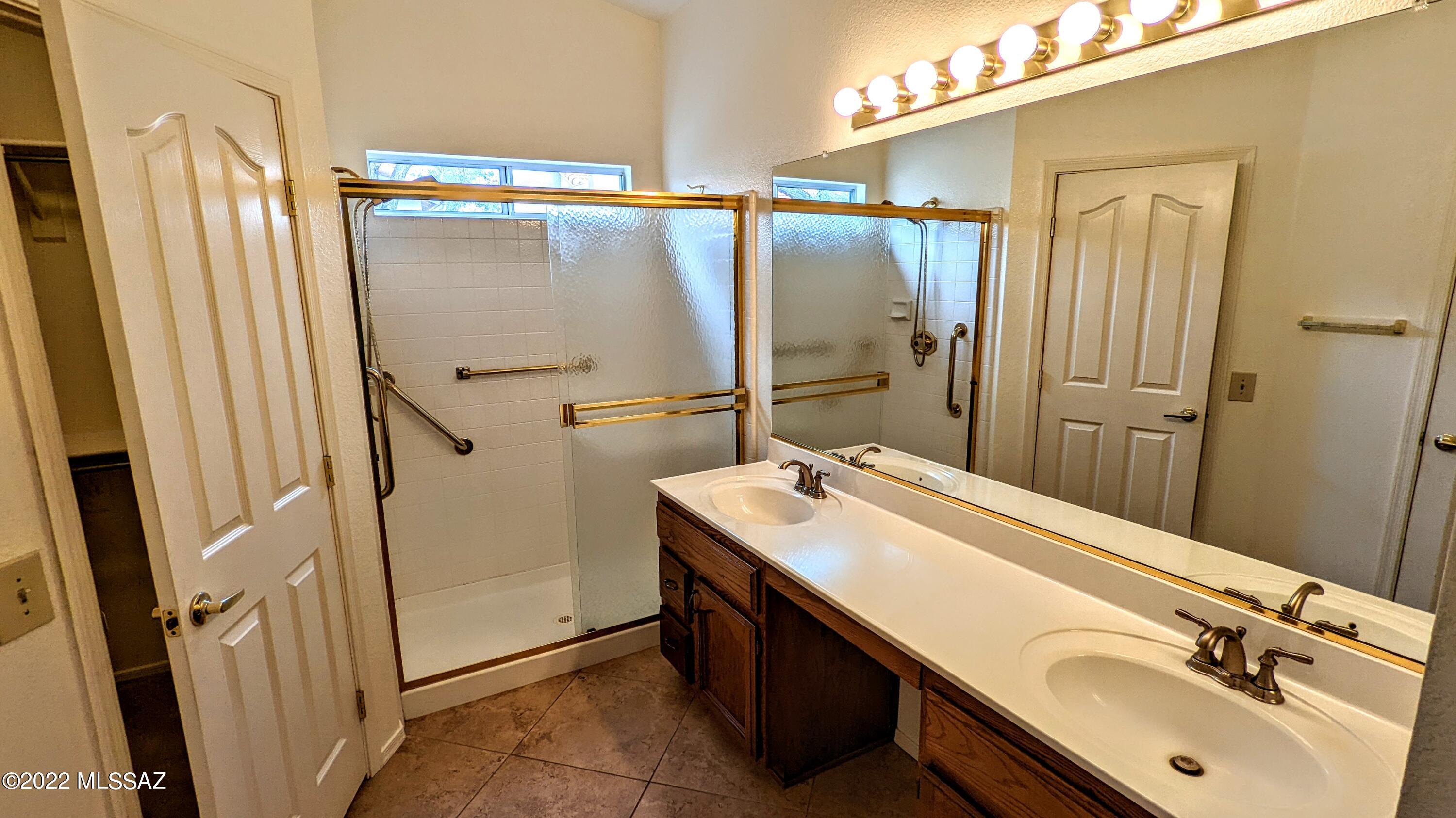 Saddlebrooke - Residential Lease