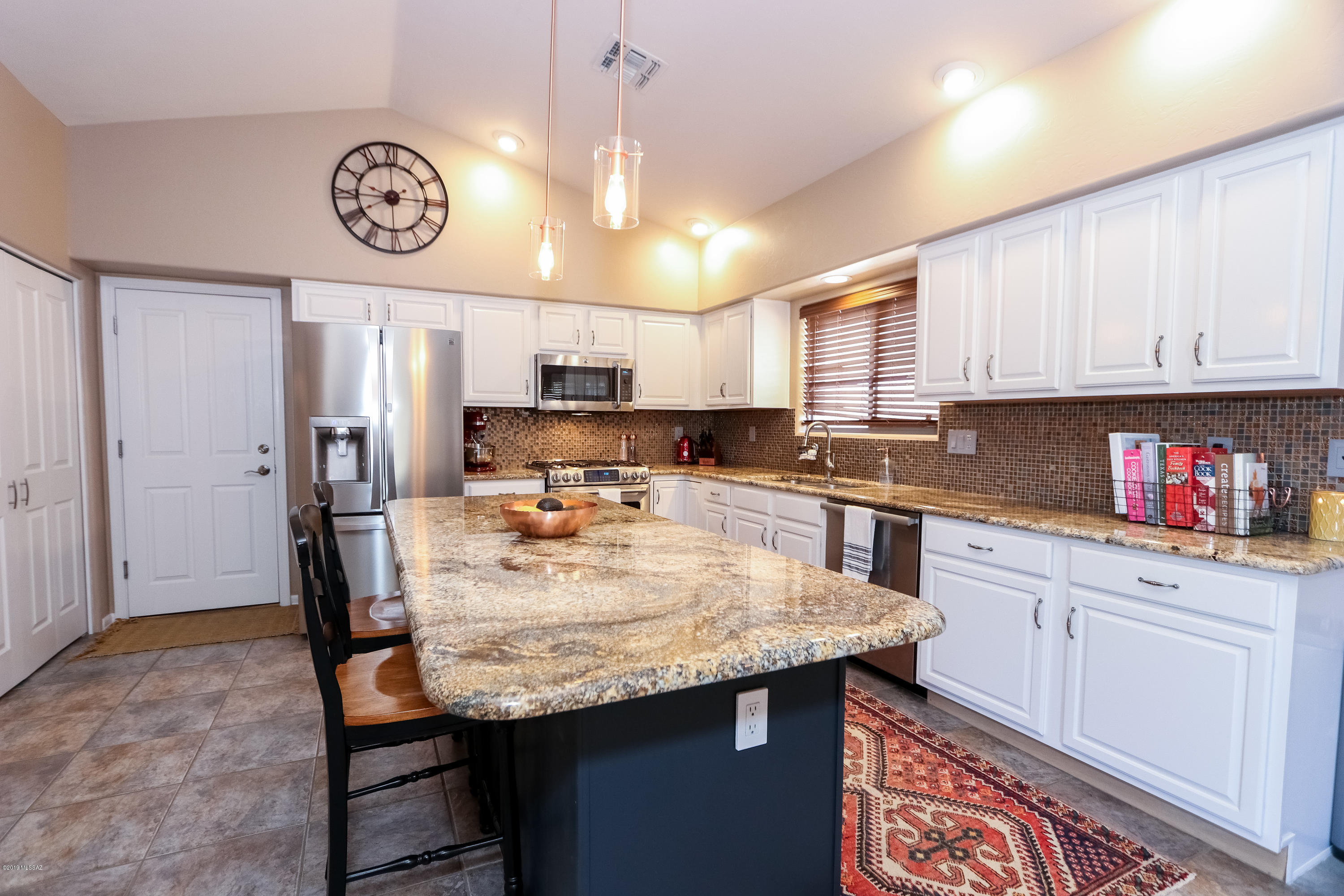 Sabino Mountain (1-290) - Residential