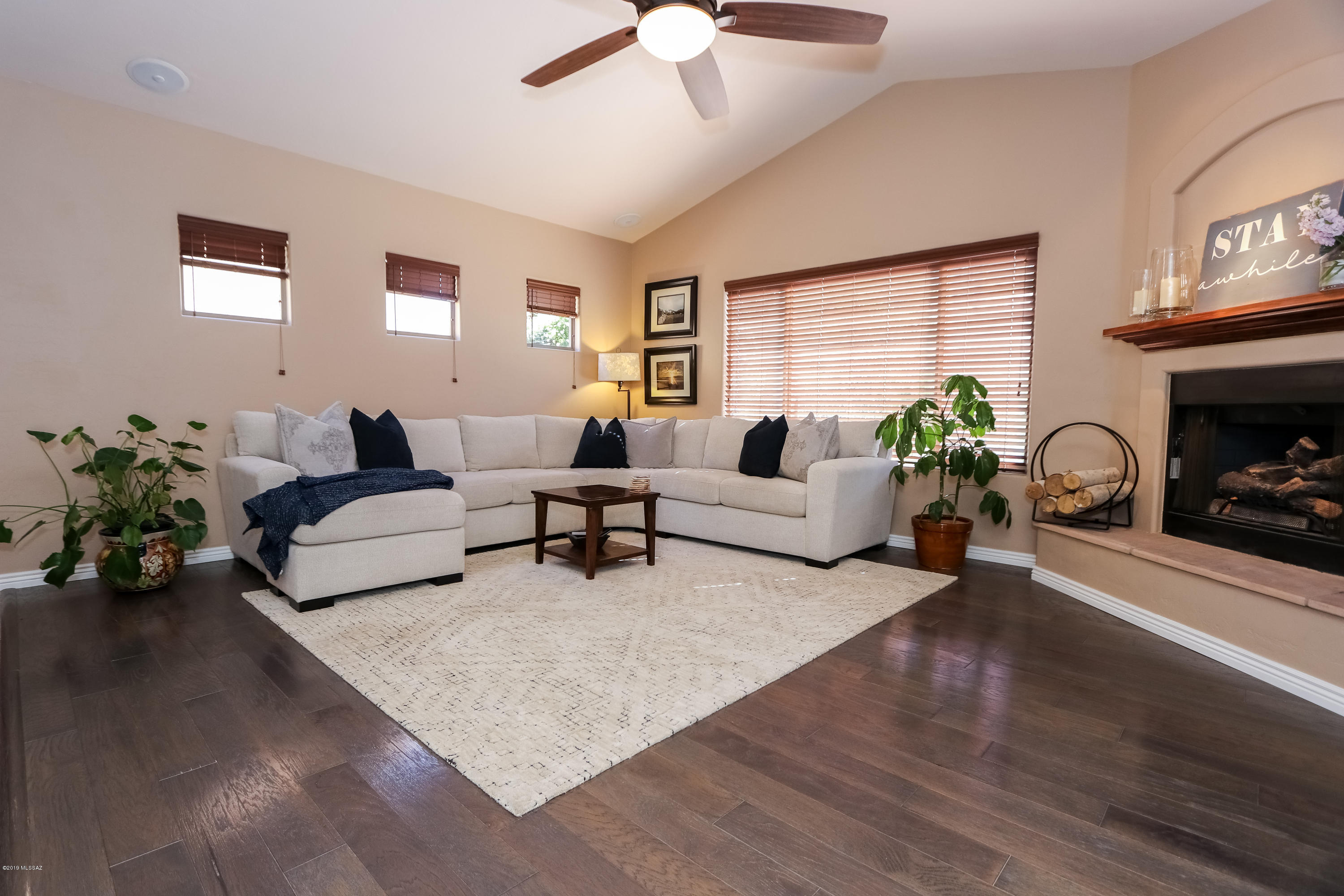 Sabino Mountain (1-290) - Residential