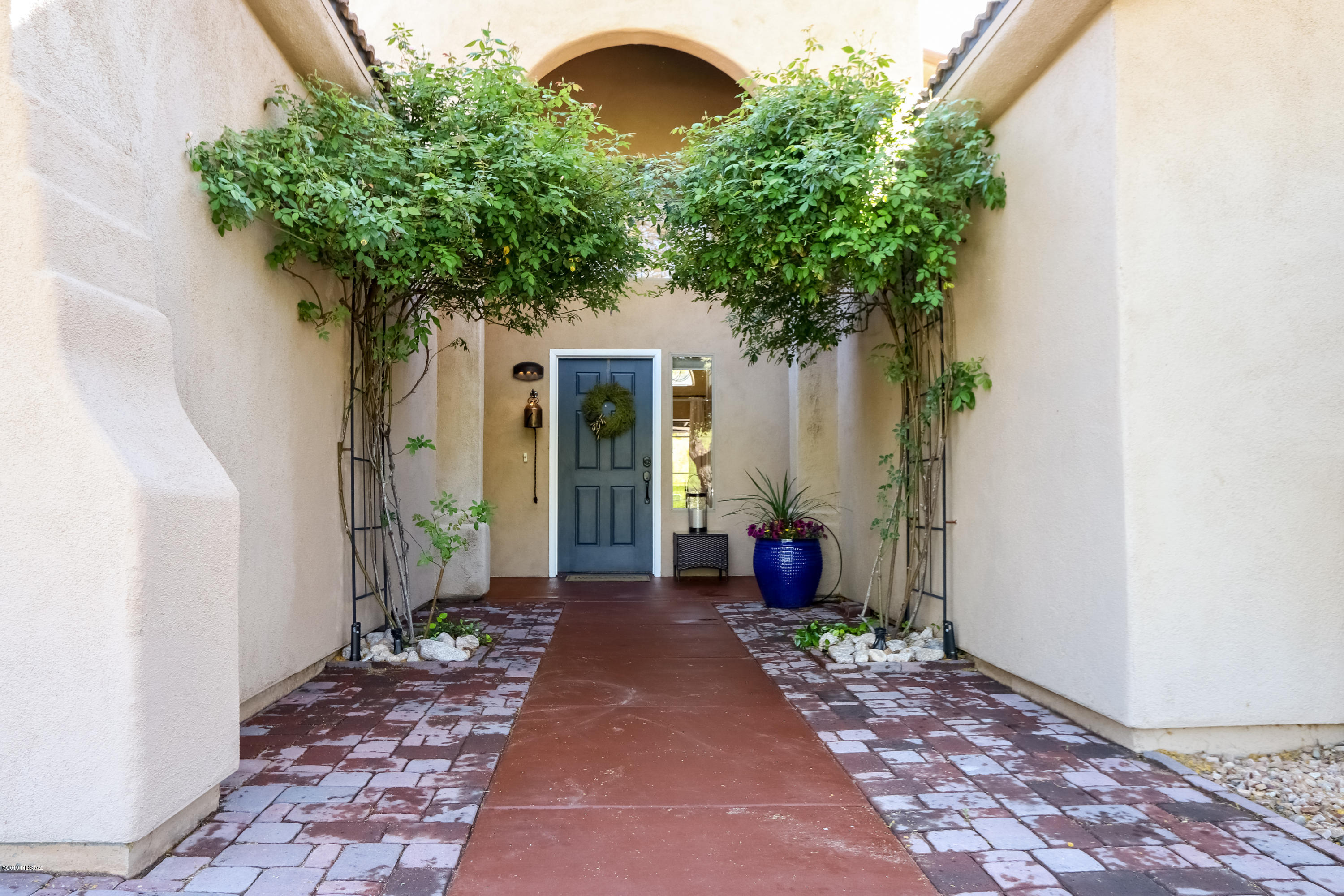 Sabino Mountain (1-290) - Residential