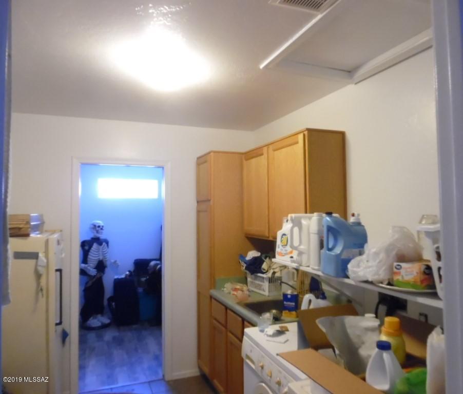 Thornydale Terrace(1-104) - Residential