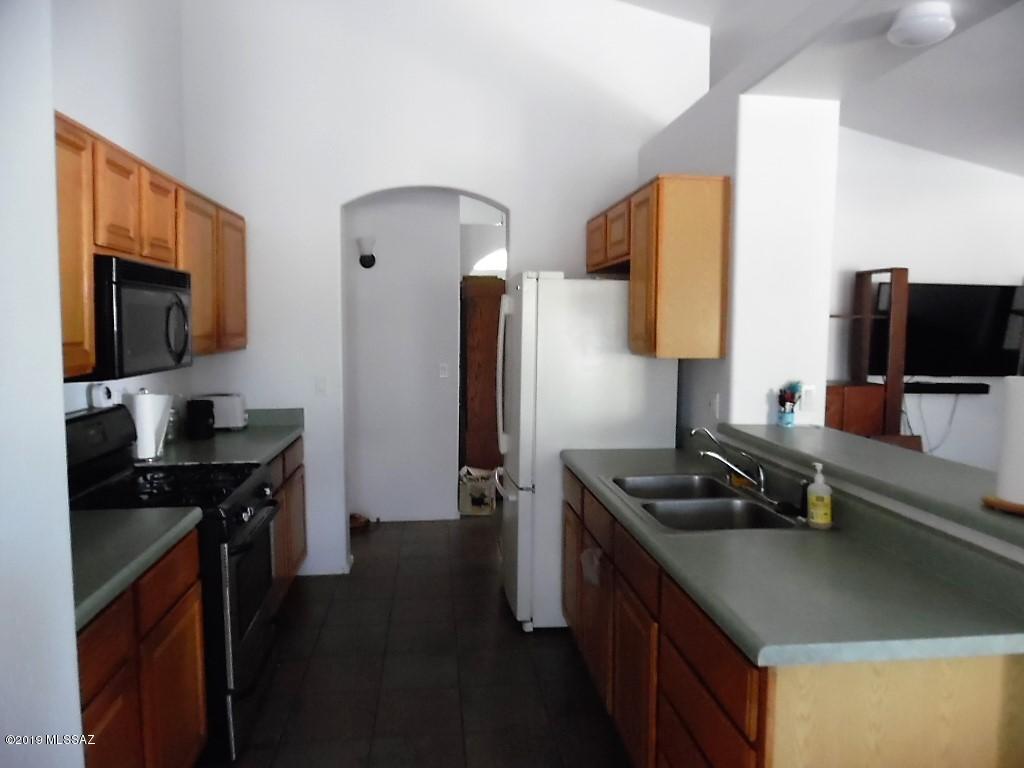 Thornydale Terrace(1-104) - Residential