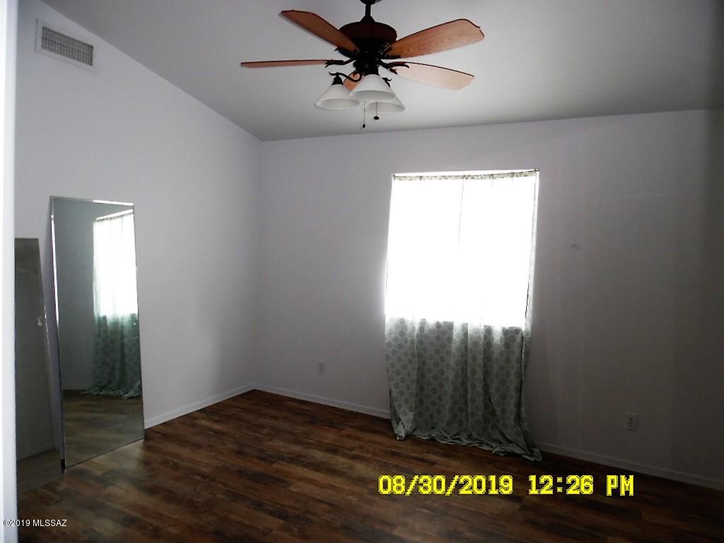 Thornydale Terrace(1-104) - Residential