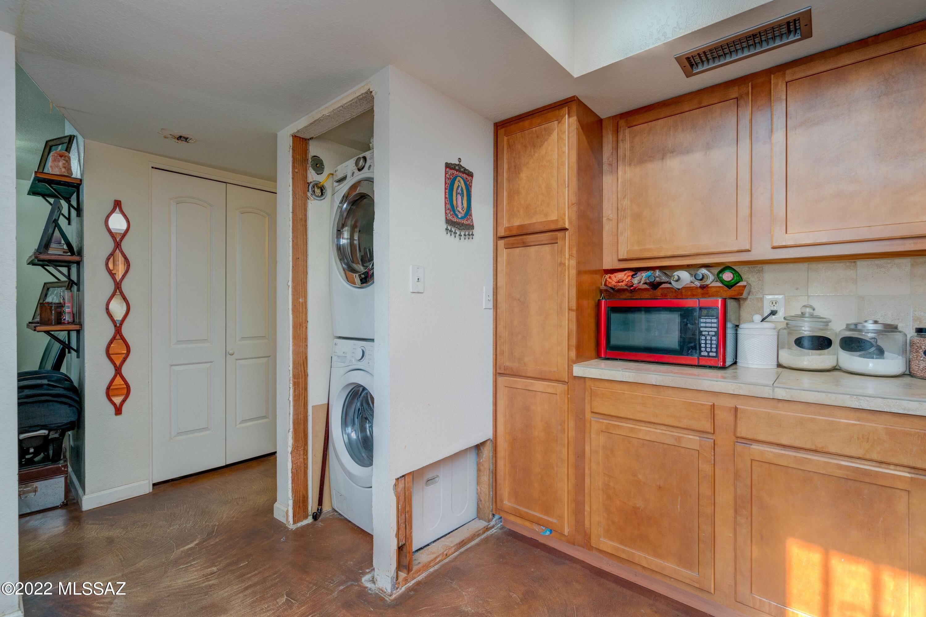 Casas Obregon Townhomes (1-23) - Residential