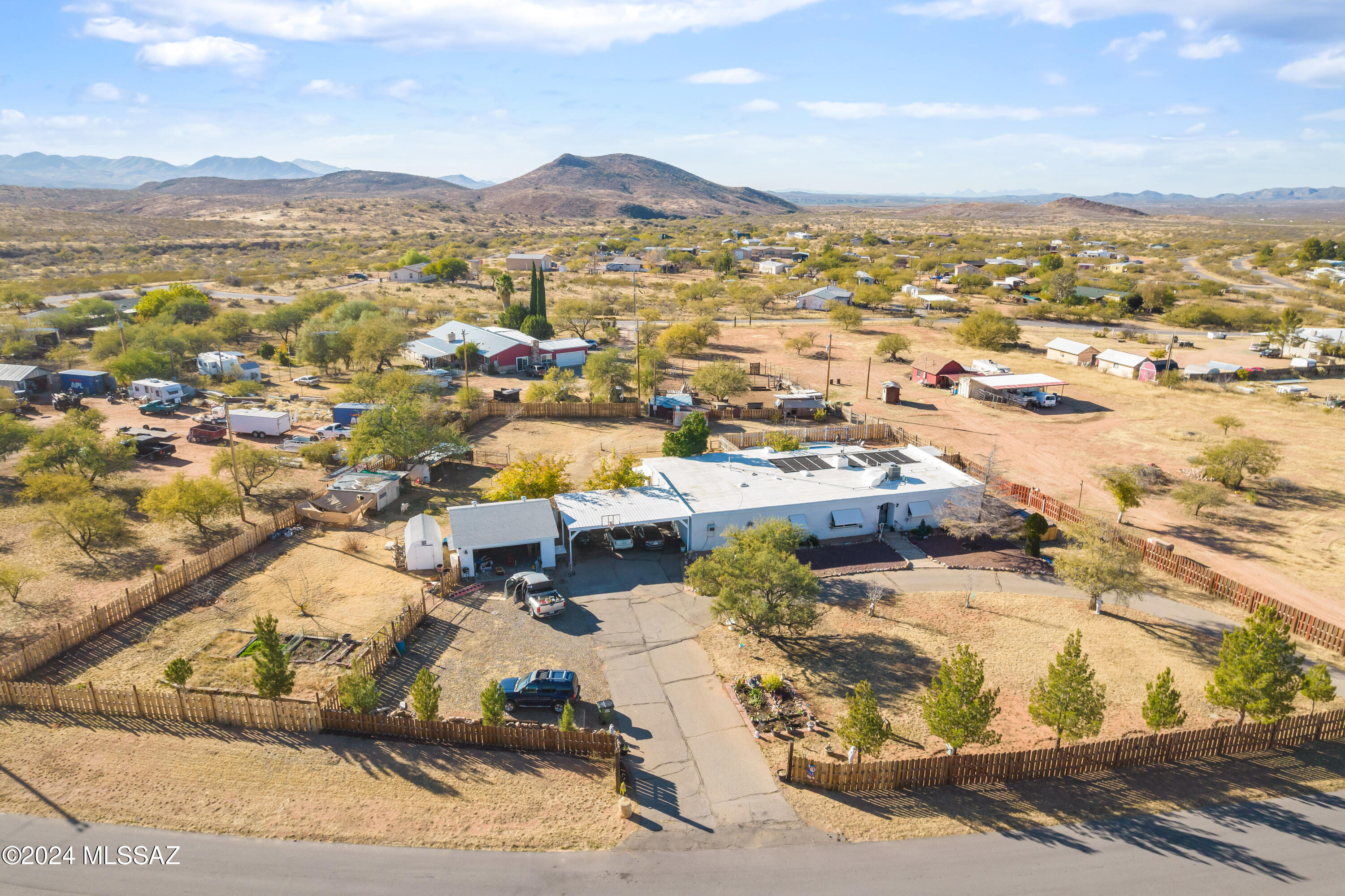 J - Six Ranchettes Unit NO. 7 (205-221, 237-423) - Residential