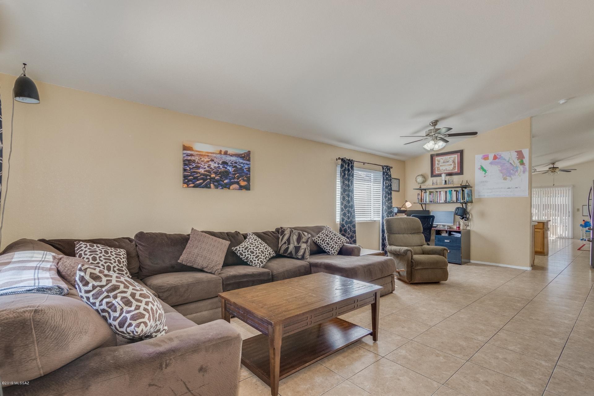 Elliott Homes At Rita Ranch (1-521) - Residential