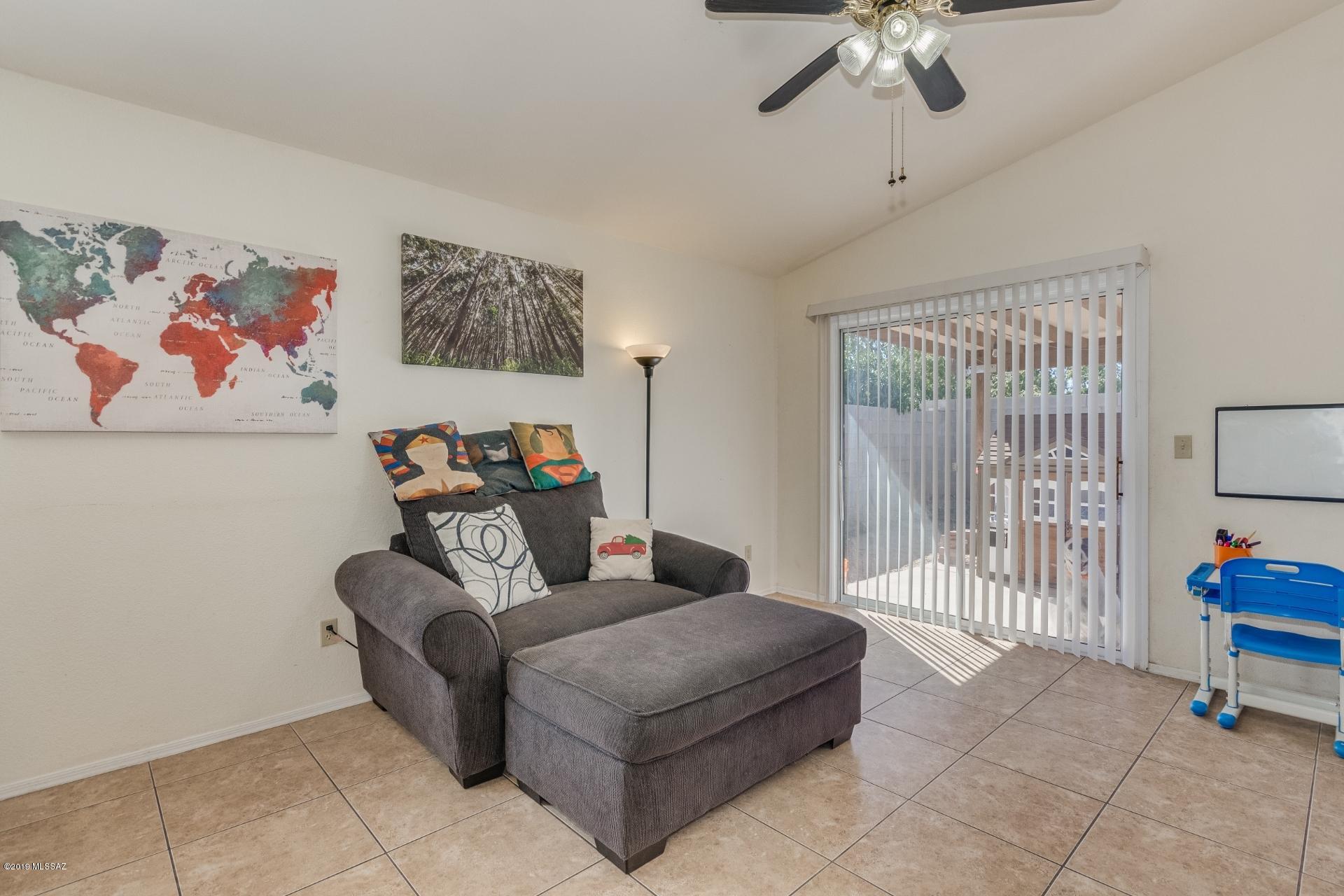 Elliott Homes At Rita Ranch (1-521) - Residential