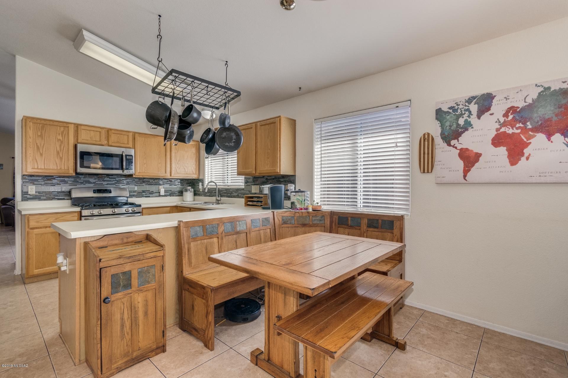 Elliott Homes At Rita Ranch (1-521) - Residential