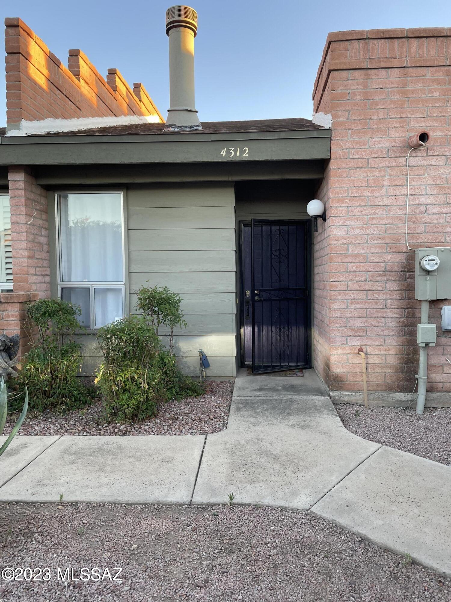 McCormick PlaceTwnhms Blk III (1-71) - Residential
