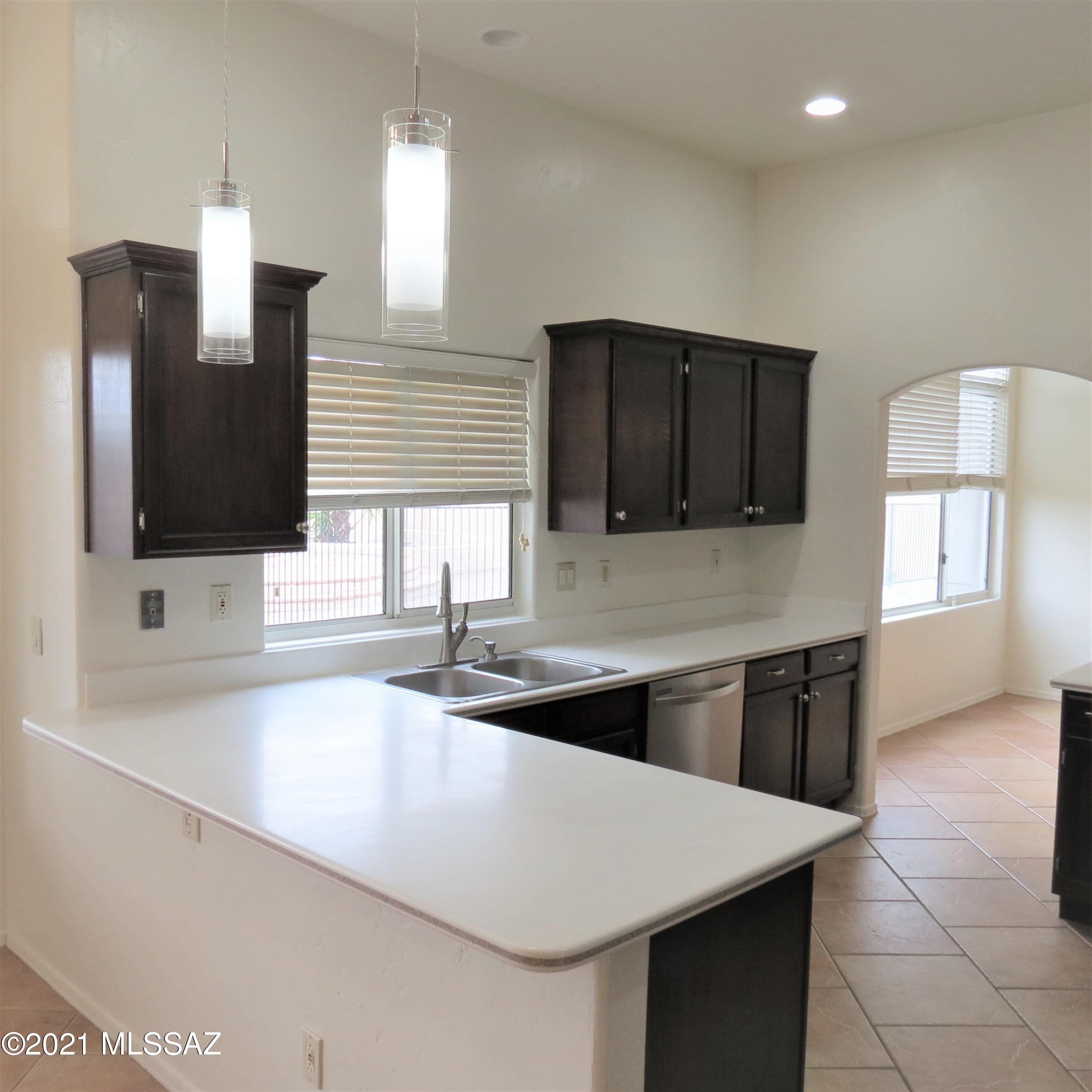 Shadow View Estates (1-85) - Residential Lease