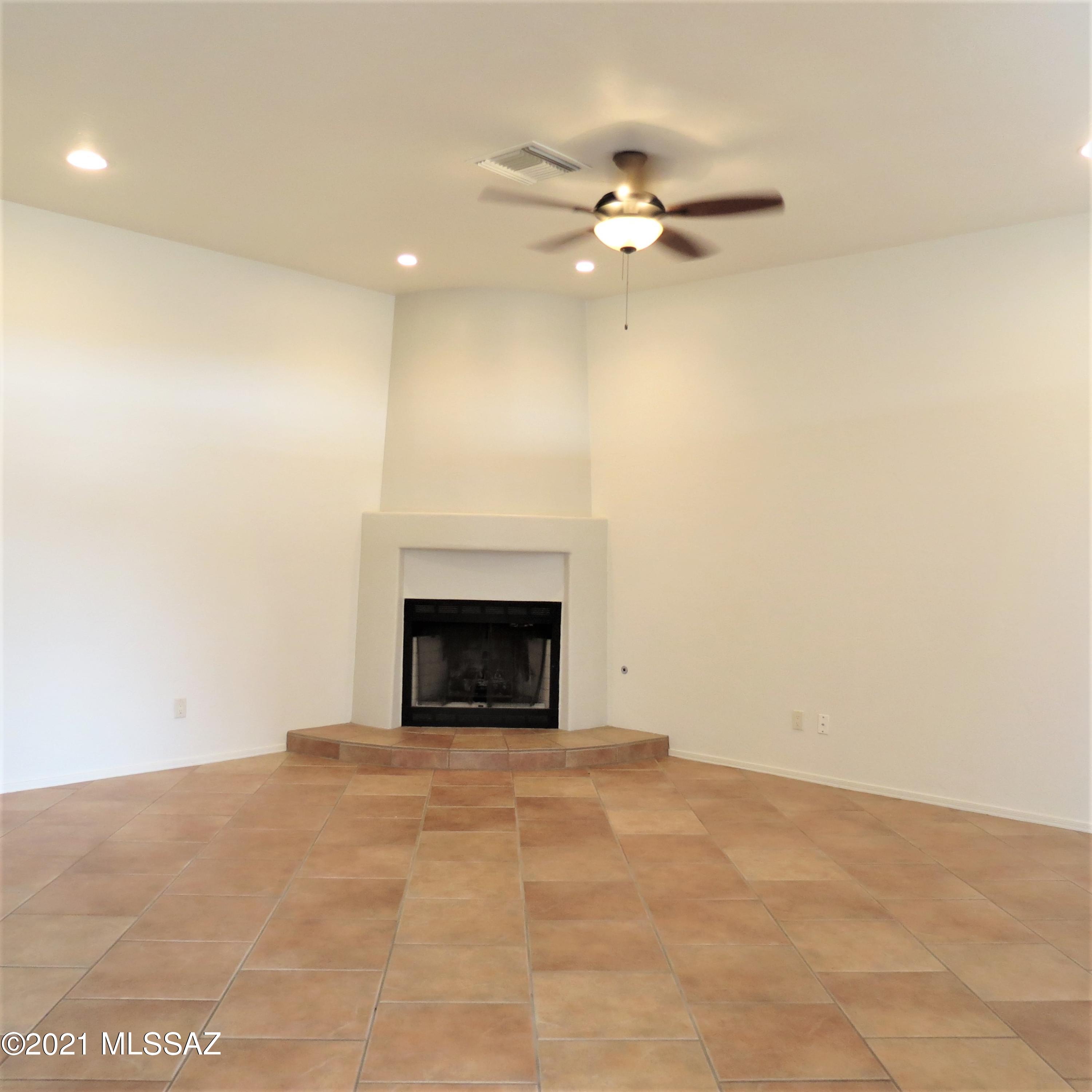 Shadow View Estates (1-85) - Residential Lease