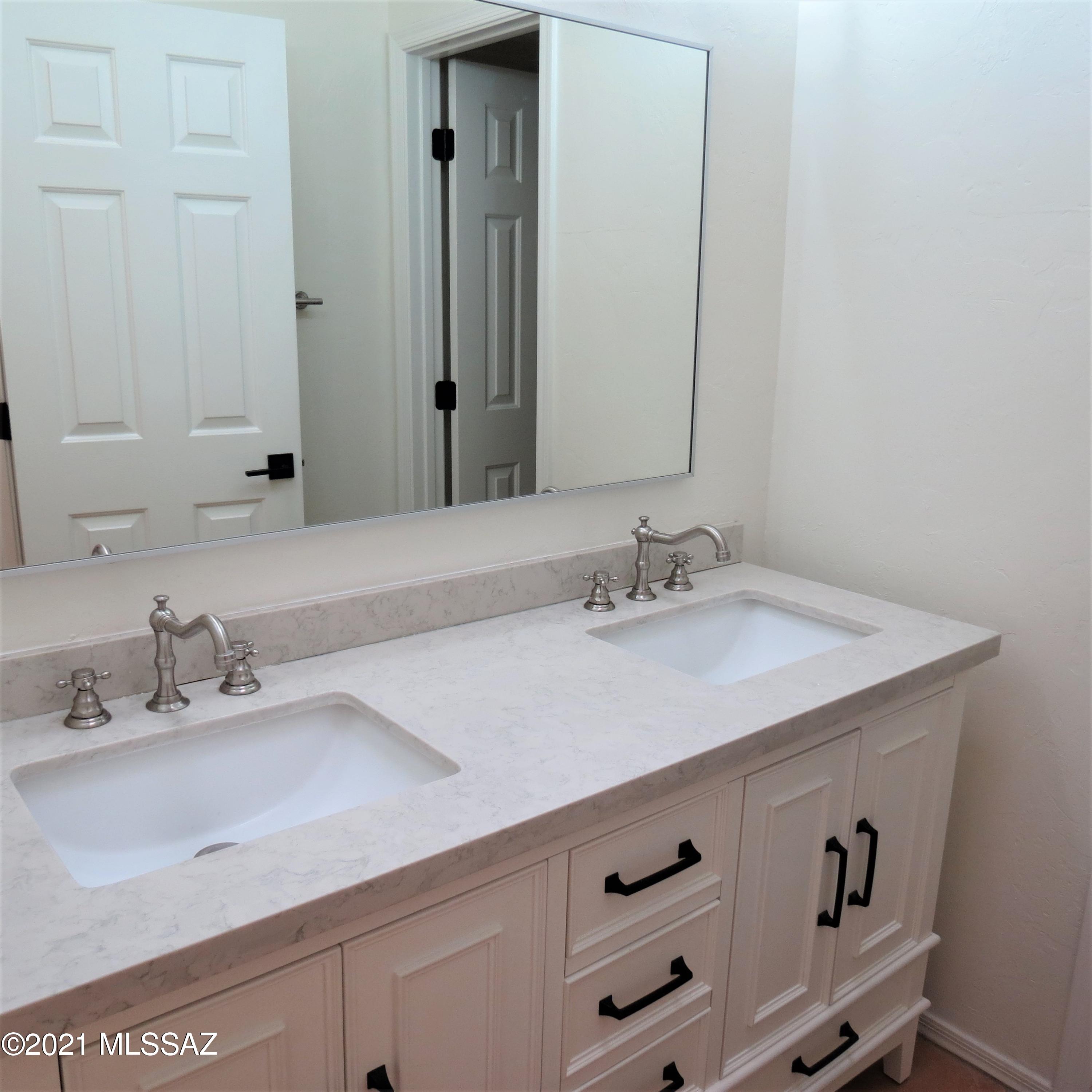 Shadow View Estates (1-85) - Residential Lease