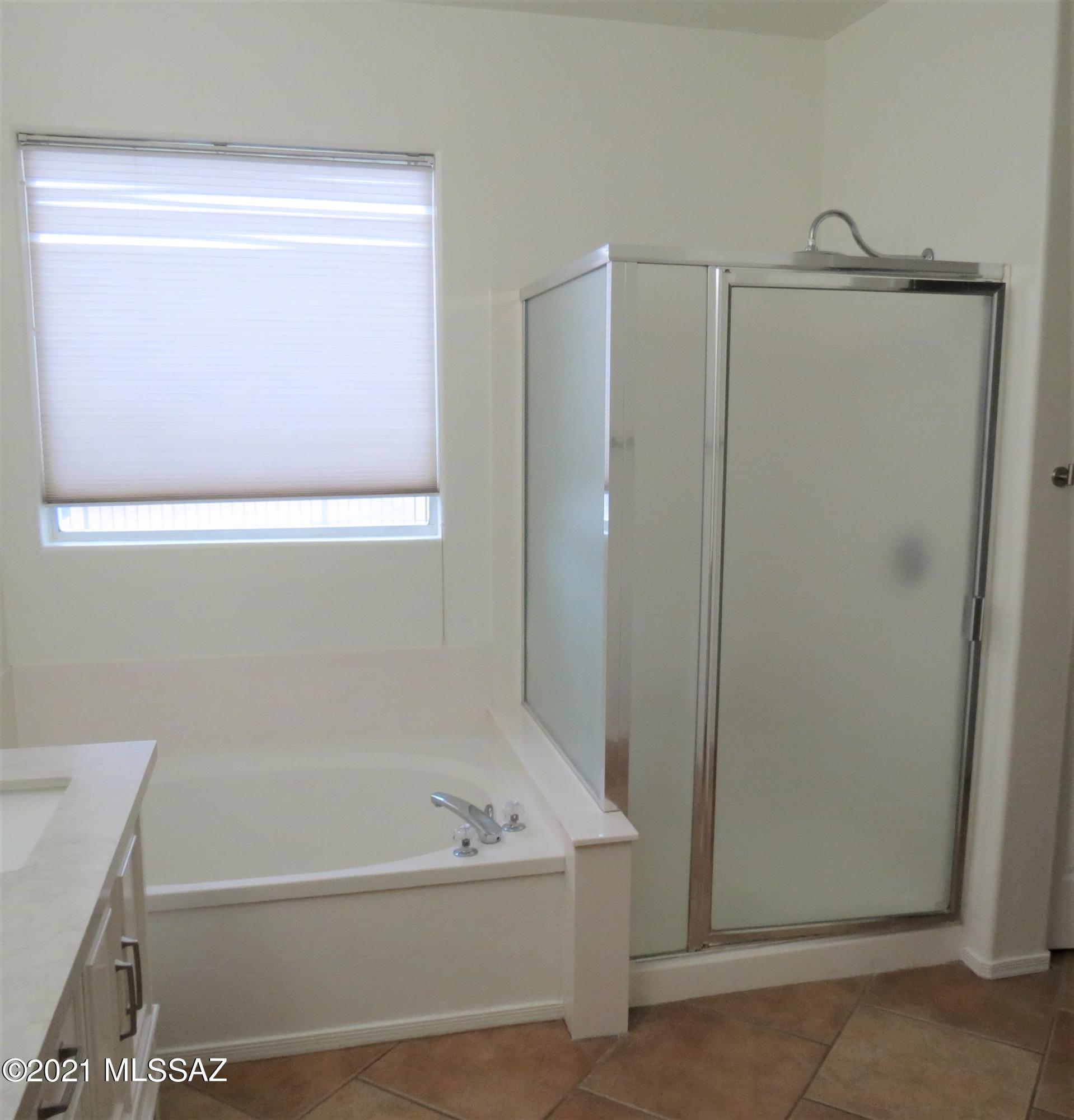 Shadow View Estates (1-85) - Residential Lease