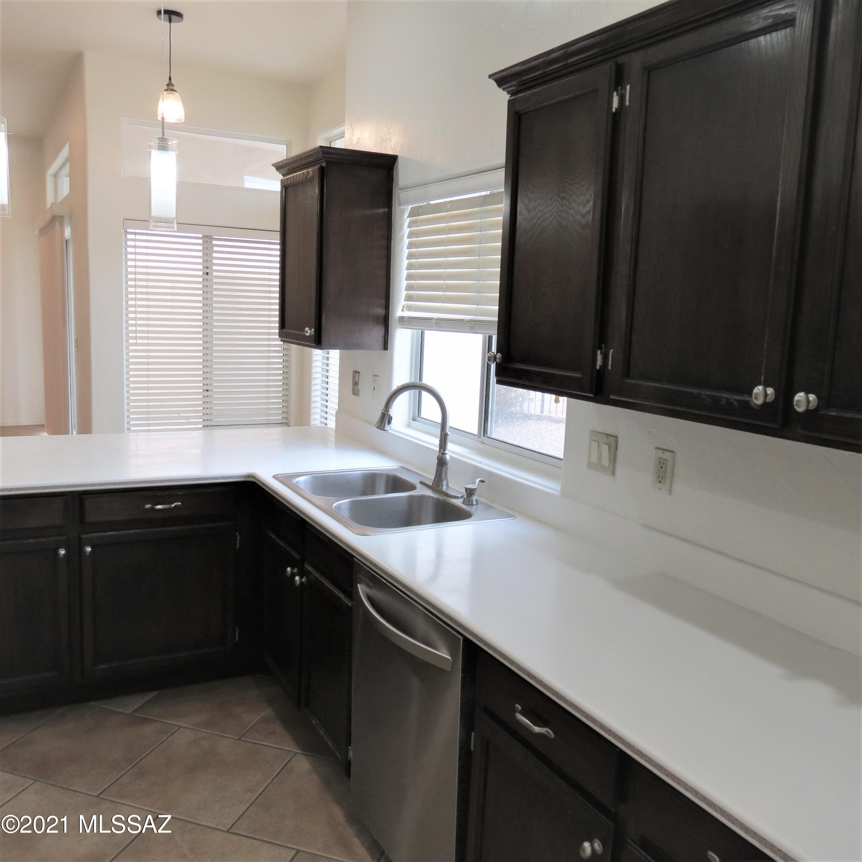 Shadow View Estates (1-85) - Residential Lease