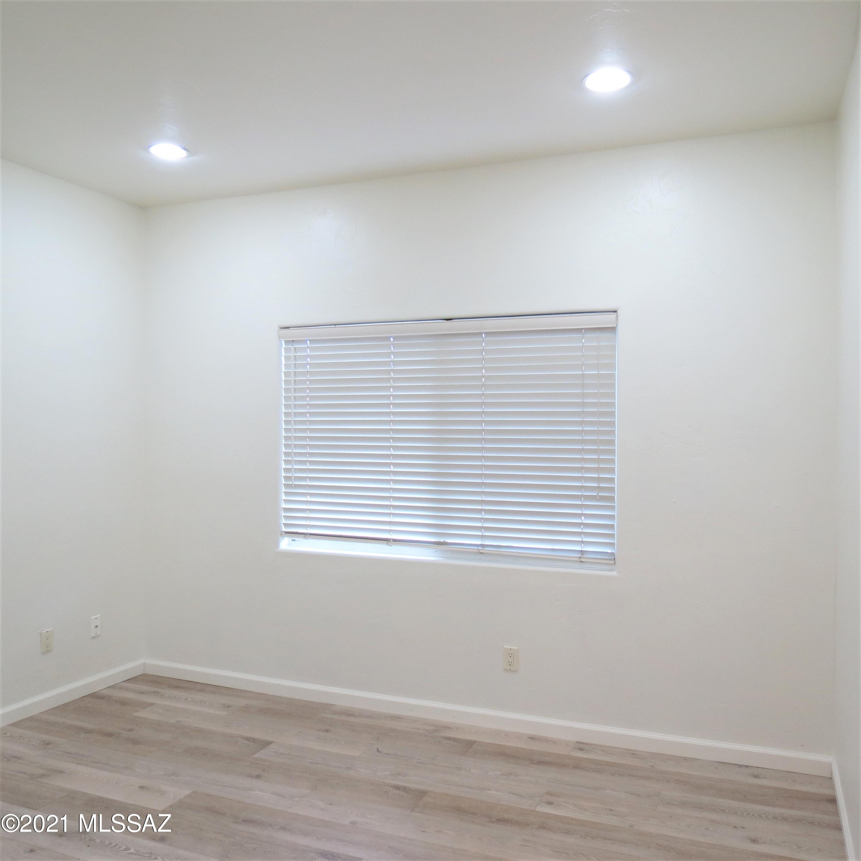 Shadow View Estates (1-85) - Residential Lease