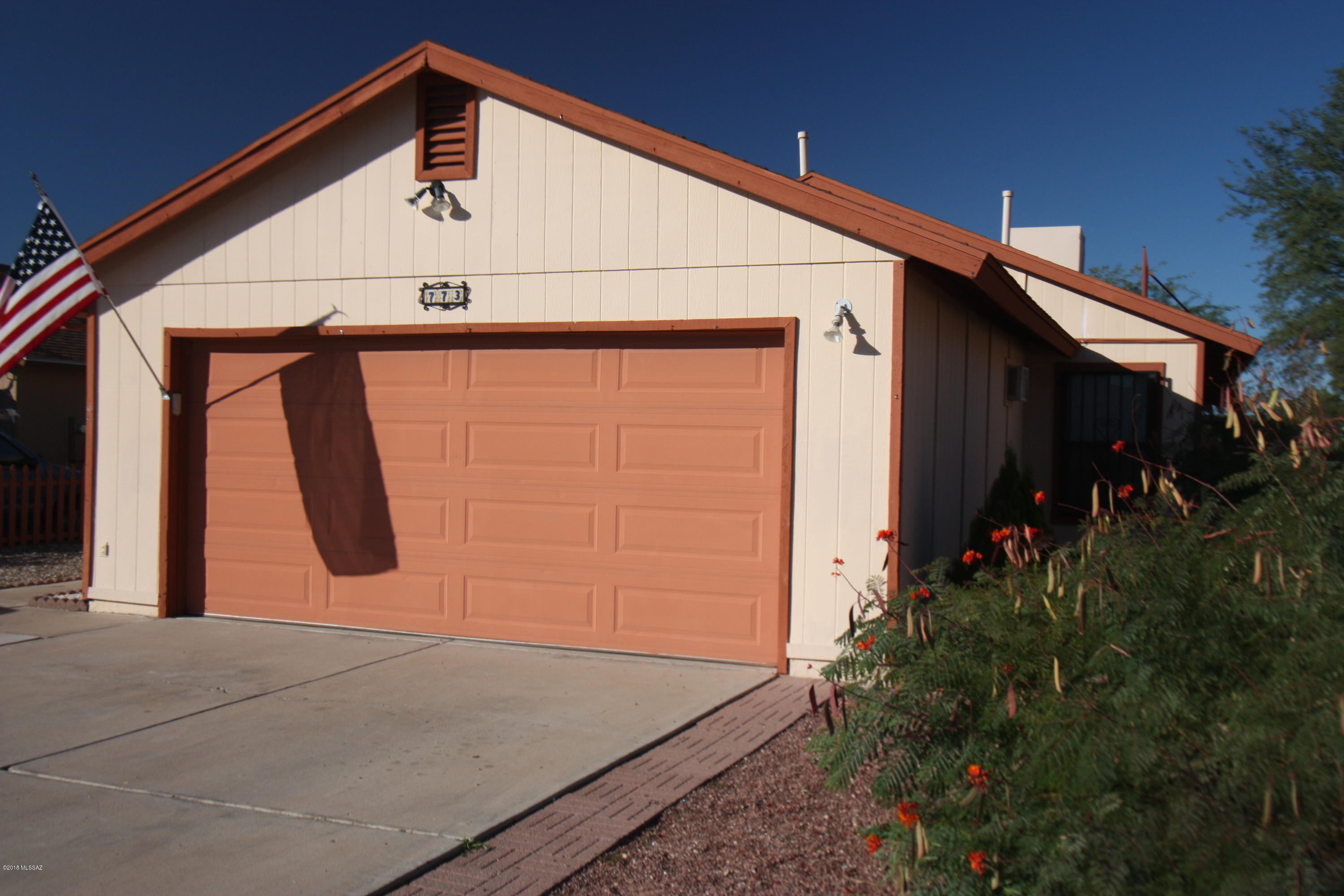 Los Olivos Est II (25-84) - Residential