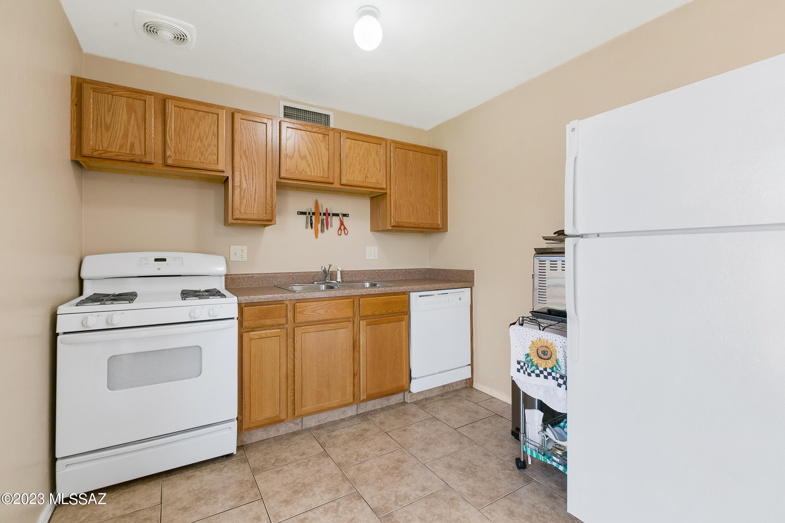 Sunset Foothills Condos (1-201) - Residential