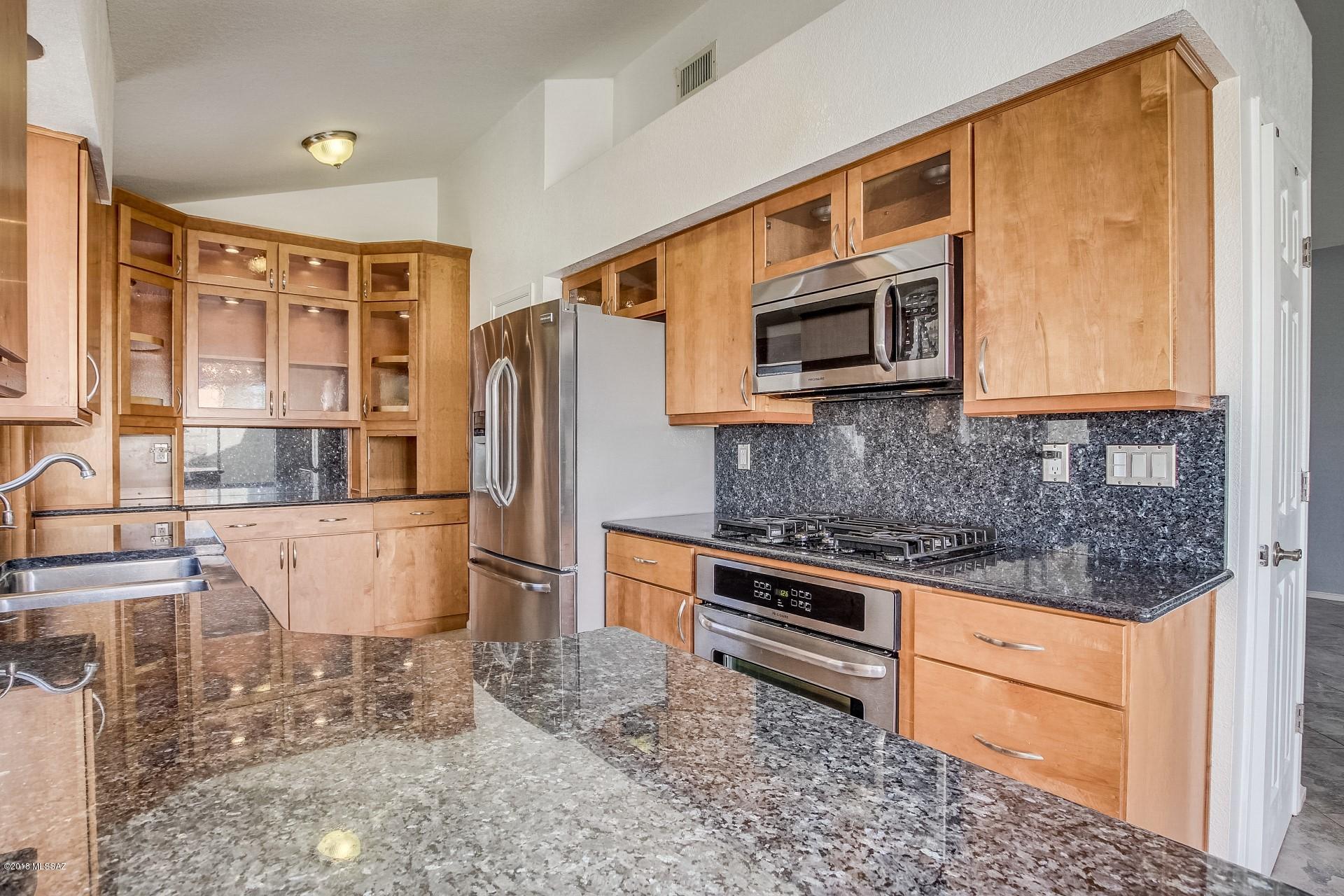 Saddlewood Villas (1-102) - Residential