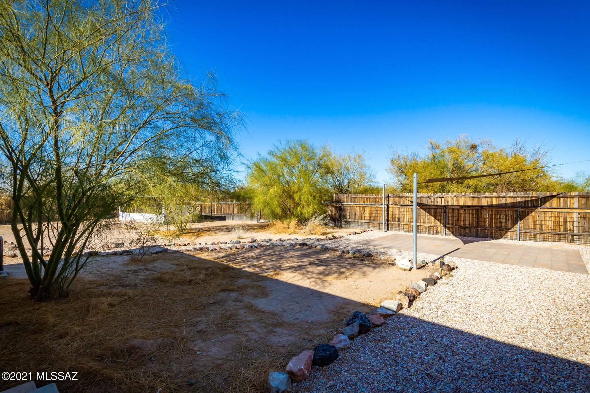 White Fence Farms (1-65) - Residential