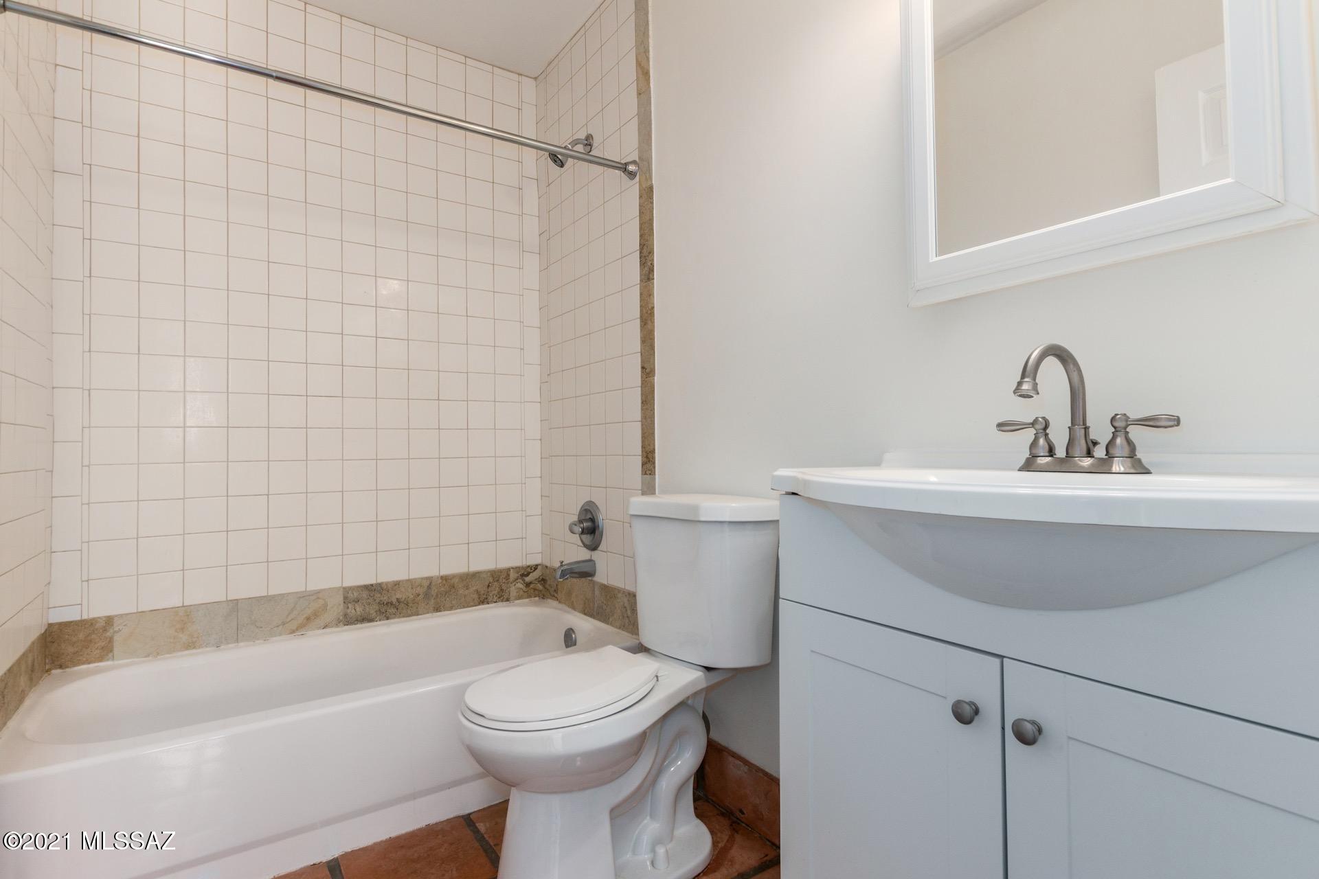 White Fence Farms (1-65) - Residential