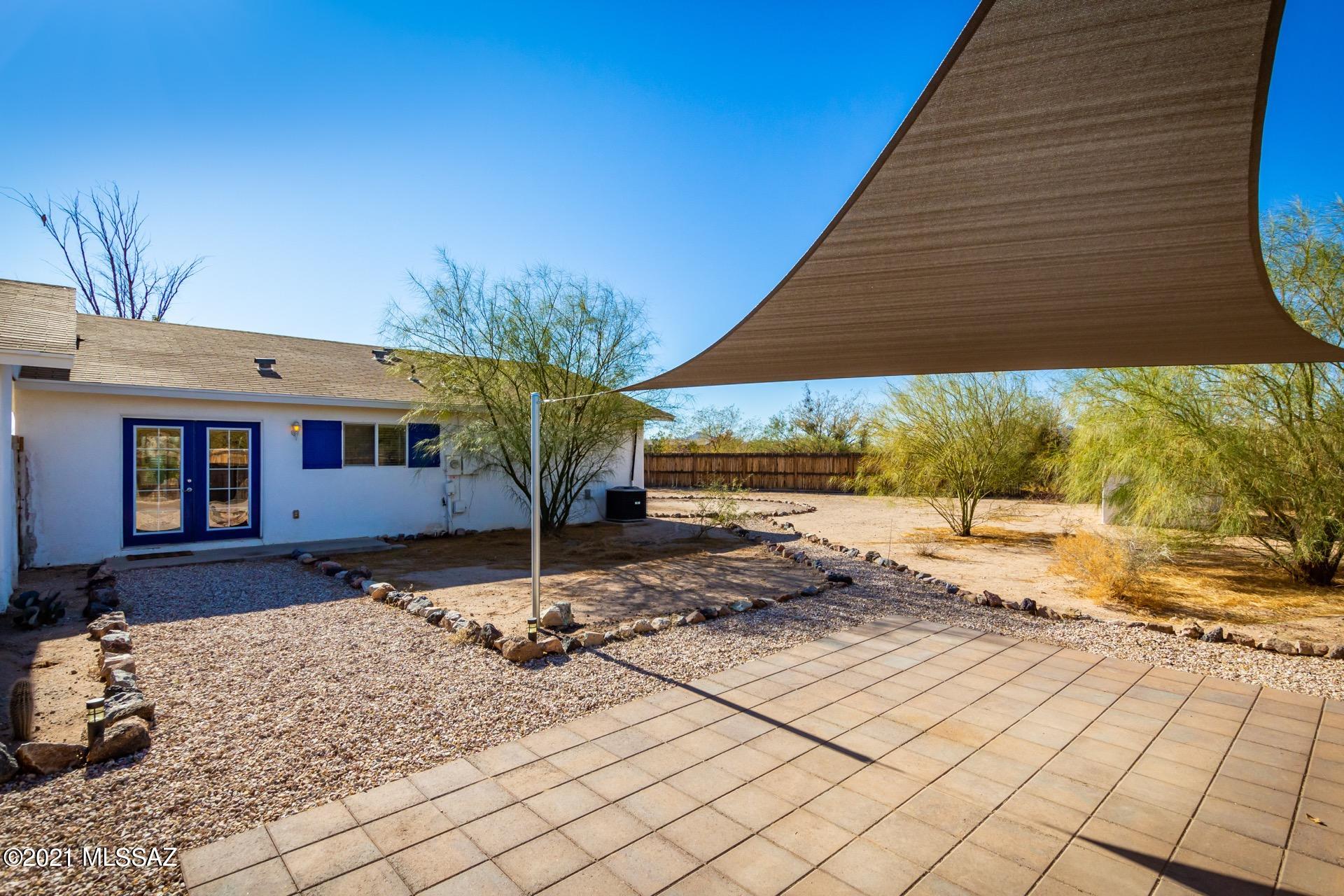 White Fence Farms (1-65) - Residential