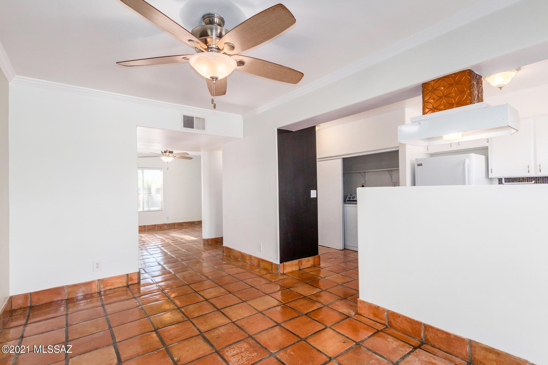 White Fence Farms (1-65) - Residential