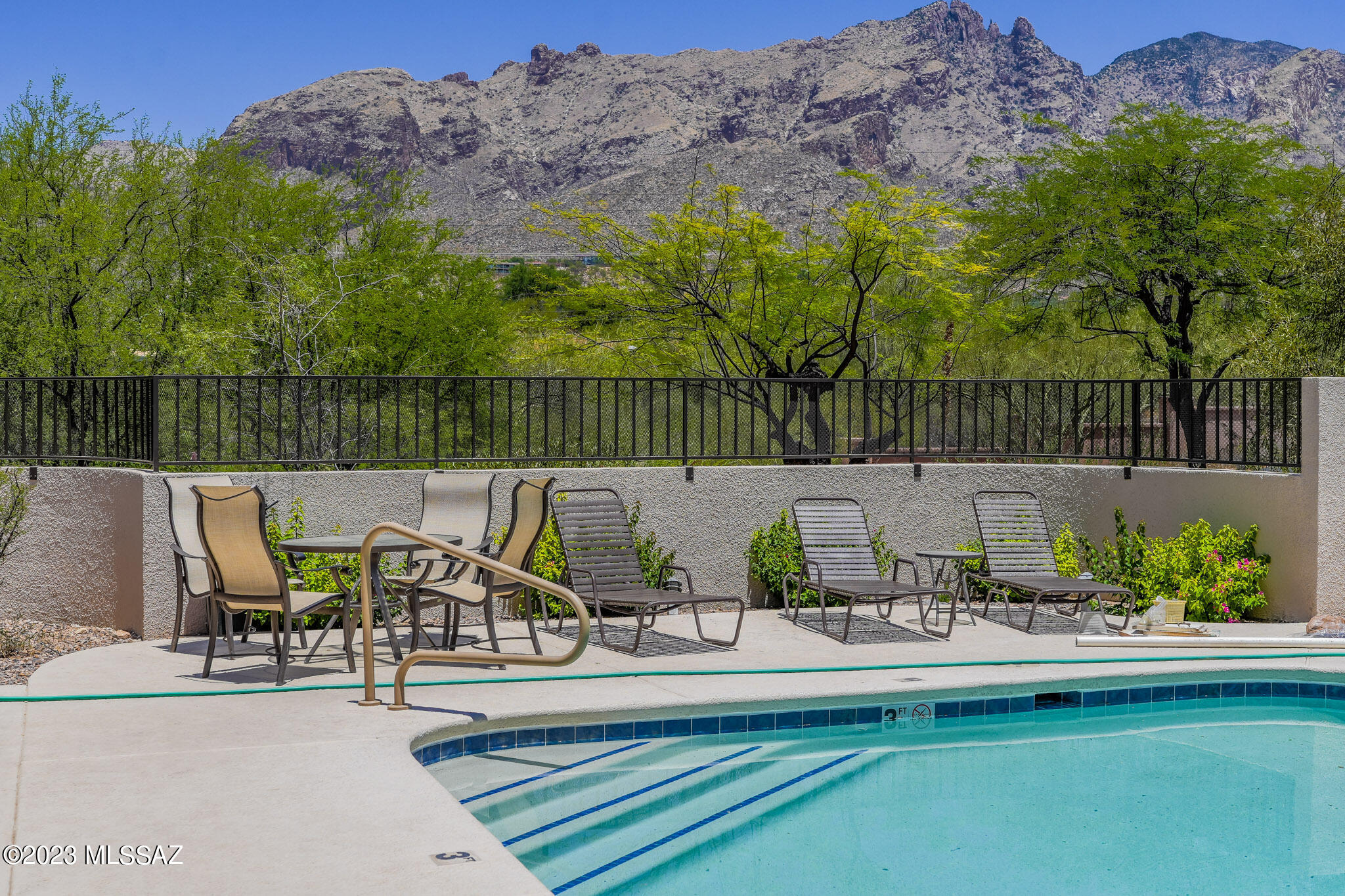 Condos At La Paloma (The) - Residential